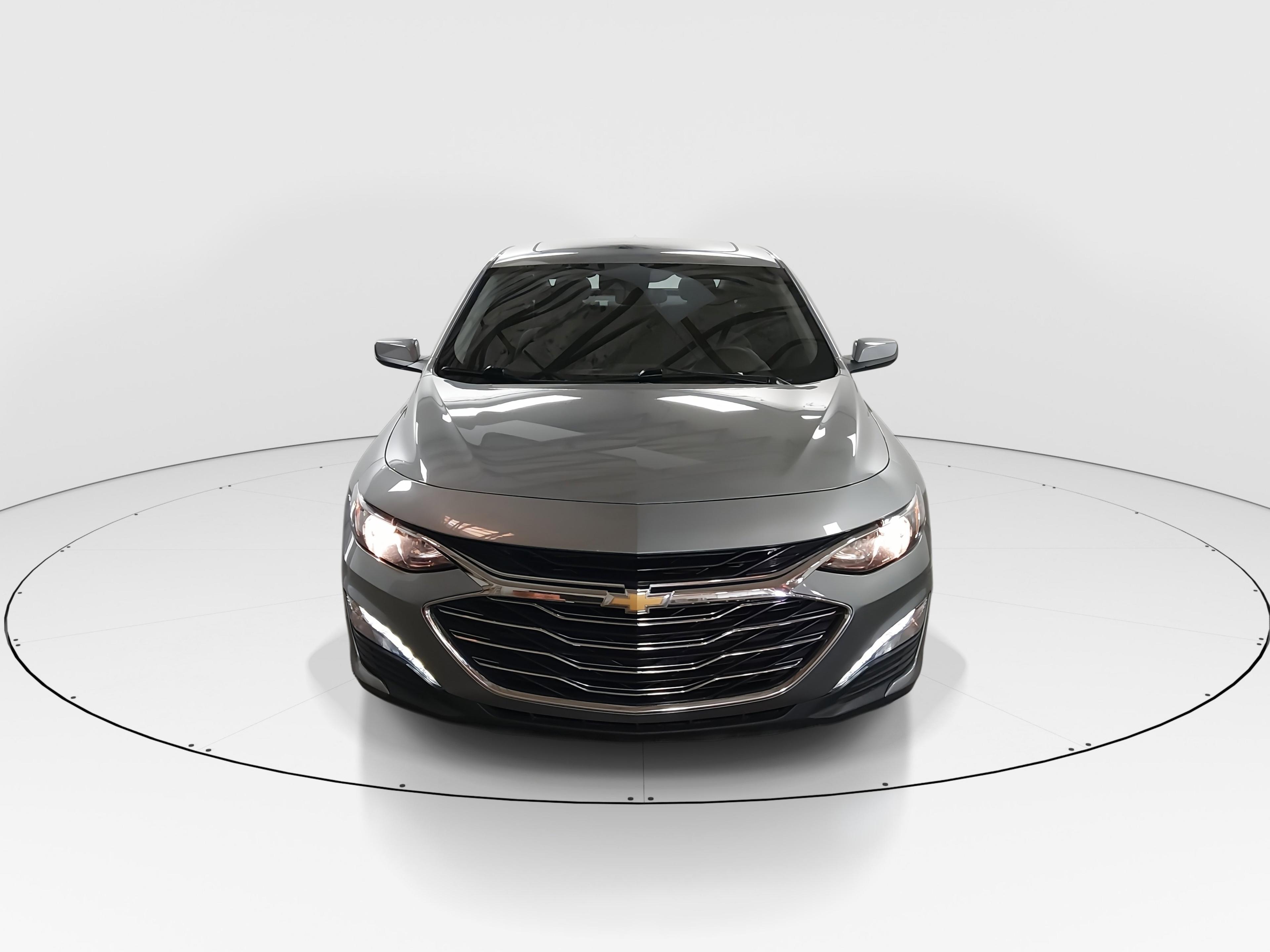 Chevrolet Malibu 4Dr Sdn 1Lt - Thumbnail 2