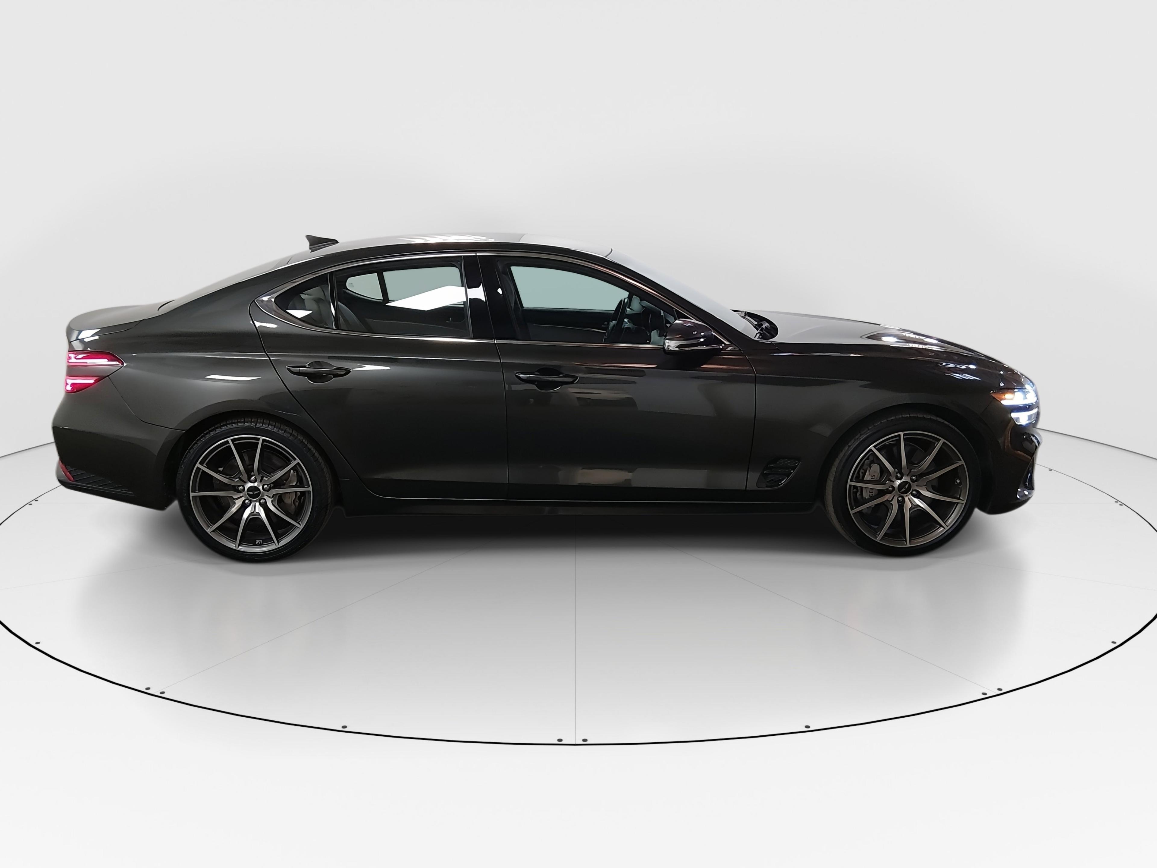 Genesis G70 2.5T Rwd - Thumbnail 8