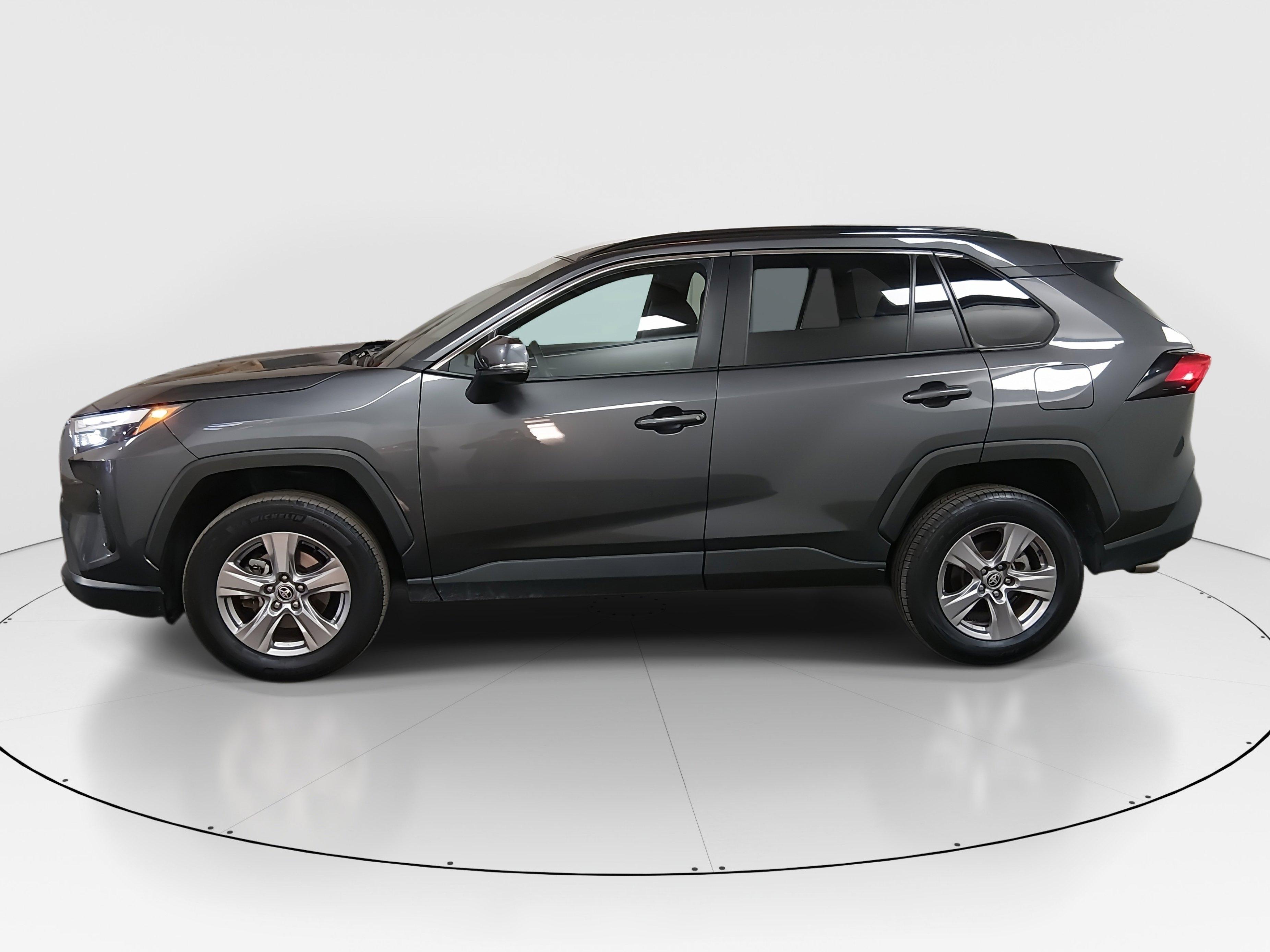 Toyota Rav4 Xle Fwd - Thumbnail 4