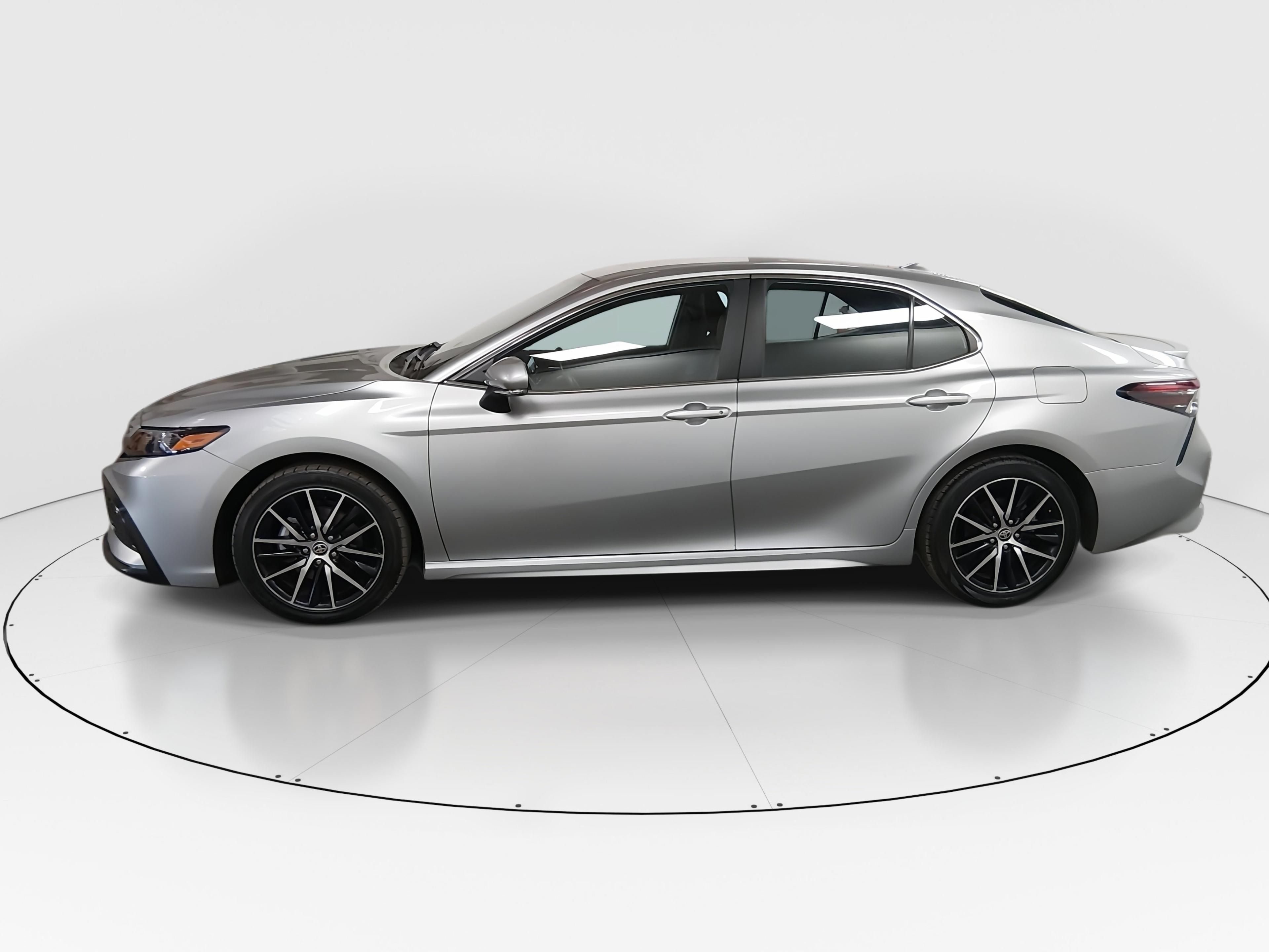 Toyota Camry Se Auto - Thumbnail 4