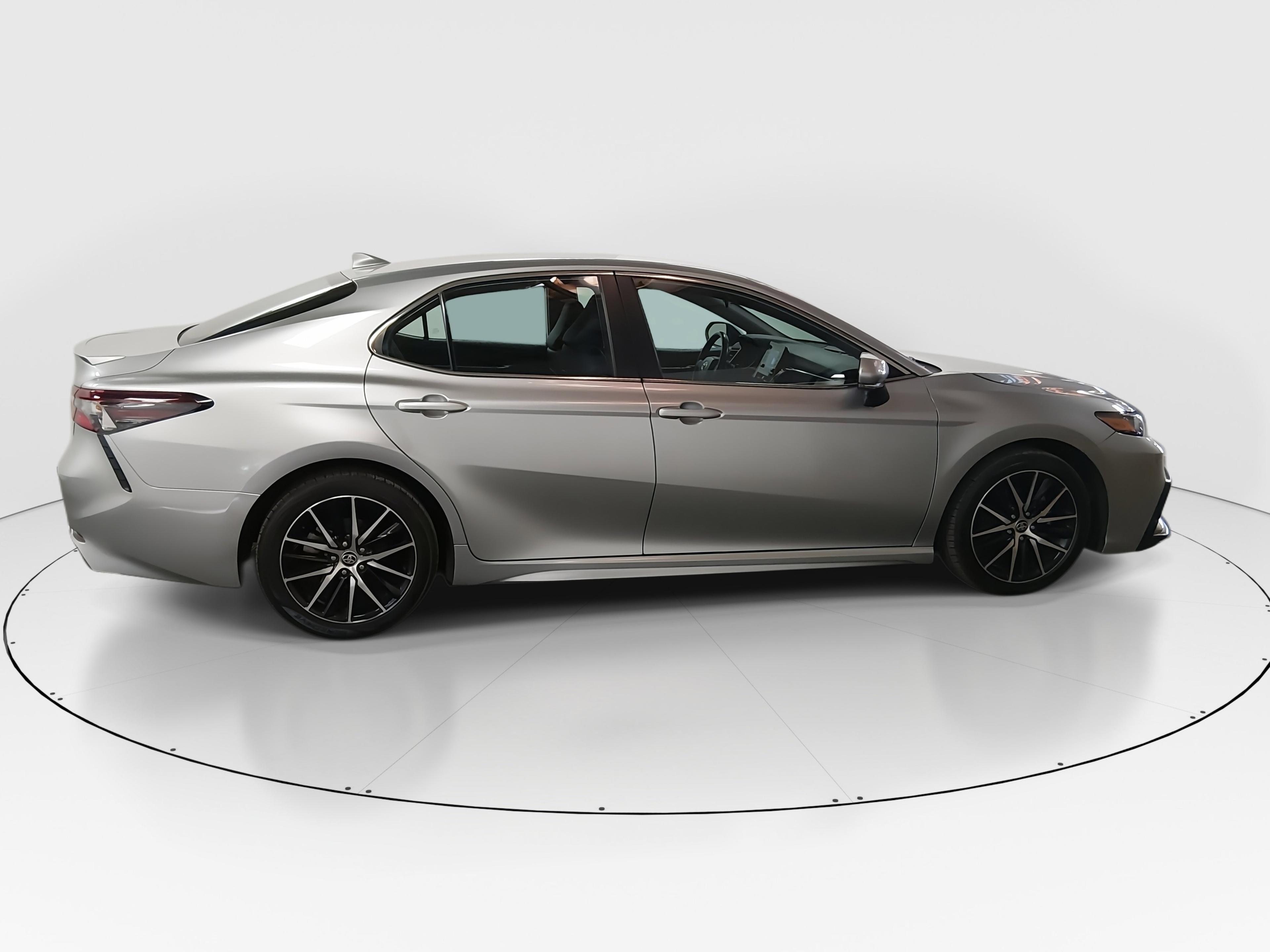 Toyota Camry Se Auto - Thumbnail 8