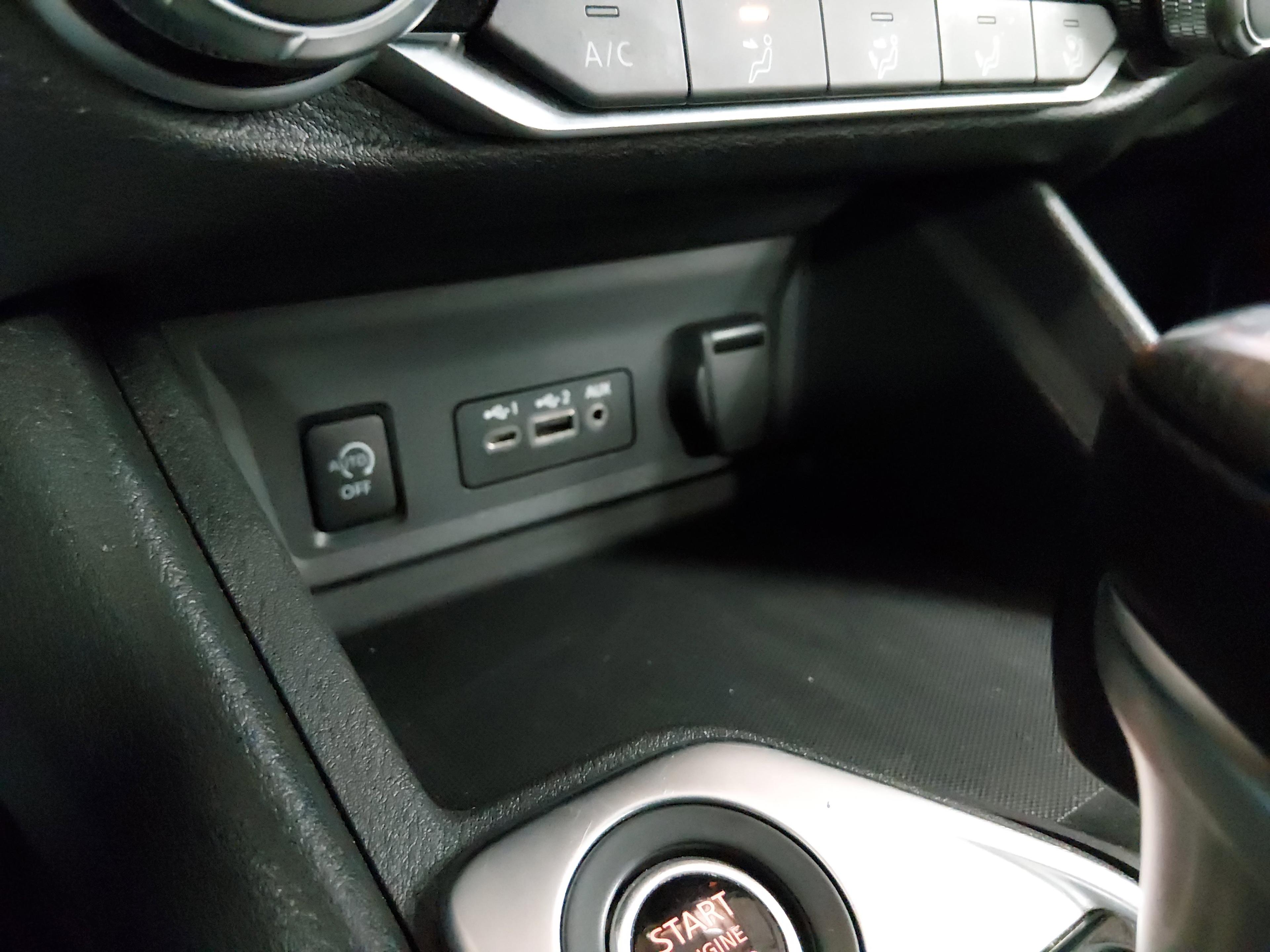 Nissan Sentra Sv Cvt - Thumbnail 18