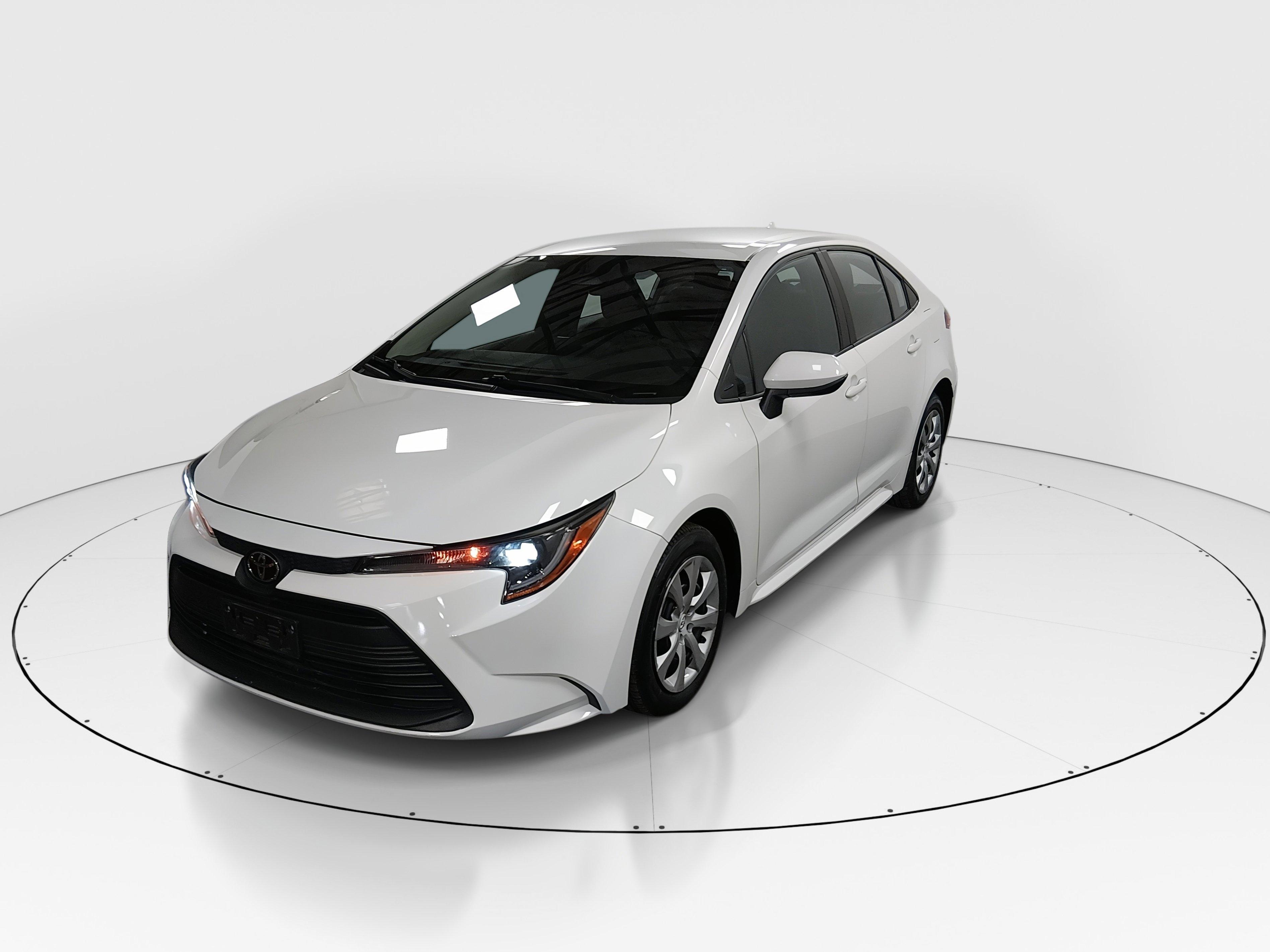 Toyota Corolla Le Cvt - Thumbnail 3