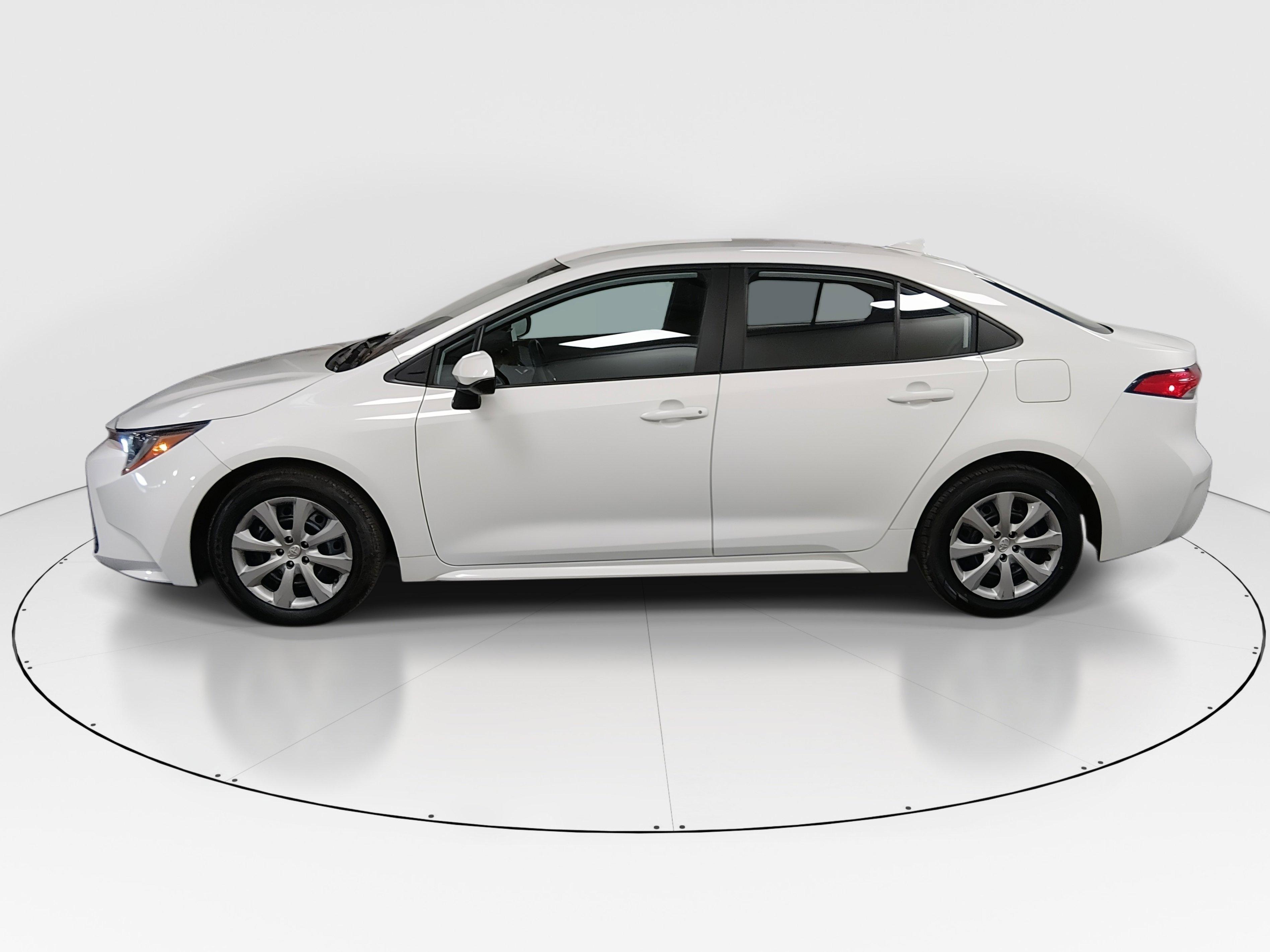 Toyota Corolla Le Cvt - Thumbnail 4