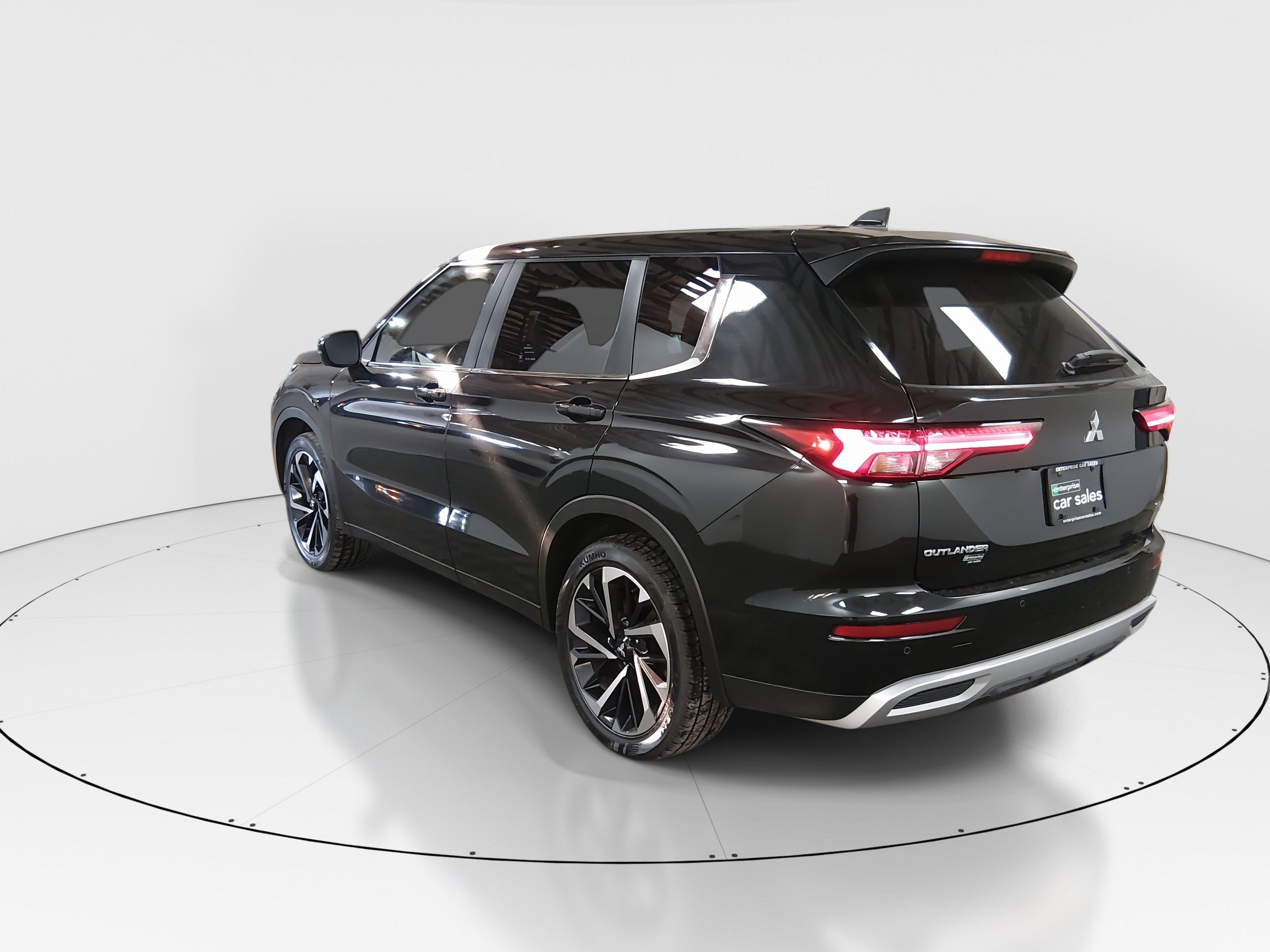 Mitsubishi Outlander Se Fwd - Thumbnail 5