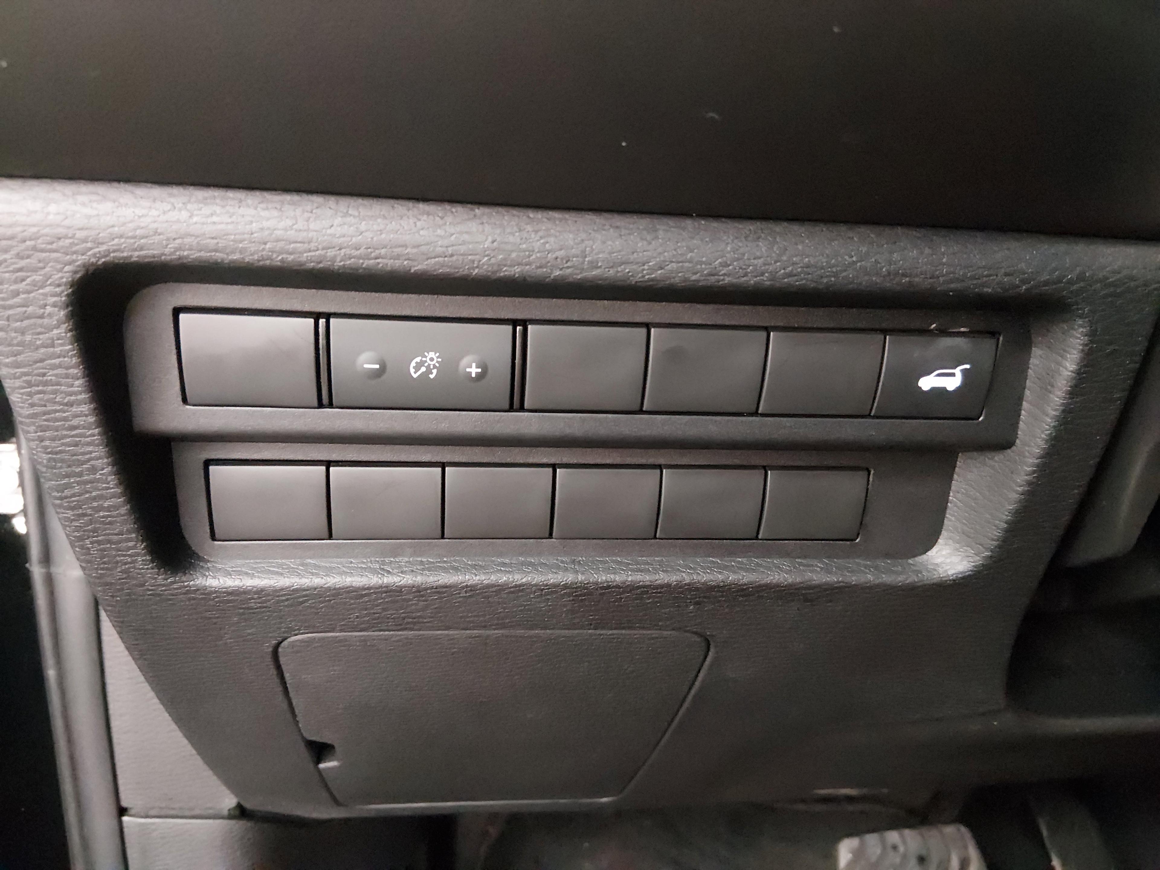 Mitsubishi Outlander Se Fwd - Thumbnail 13