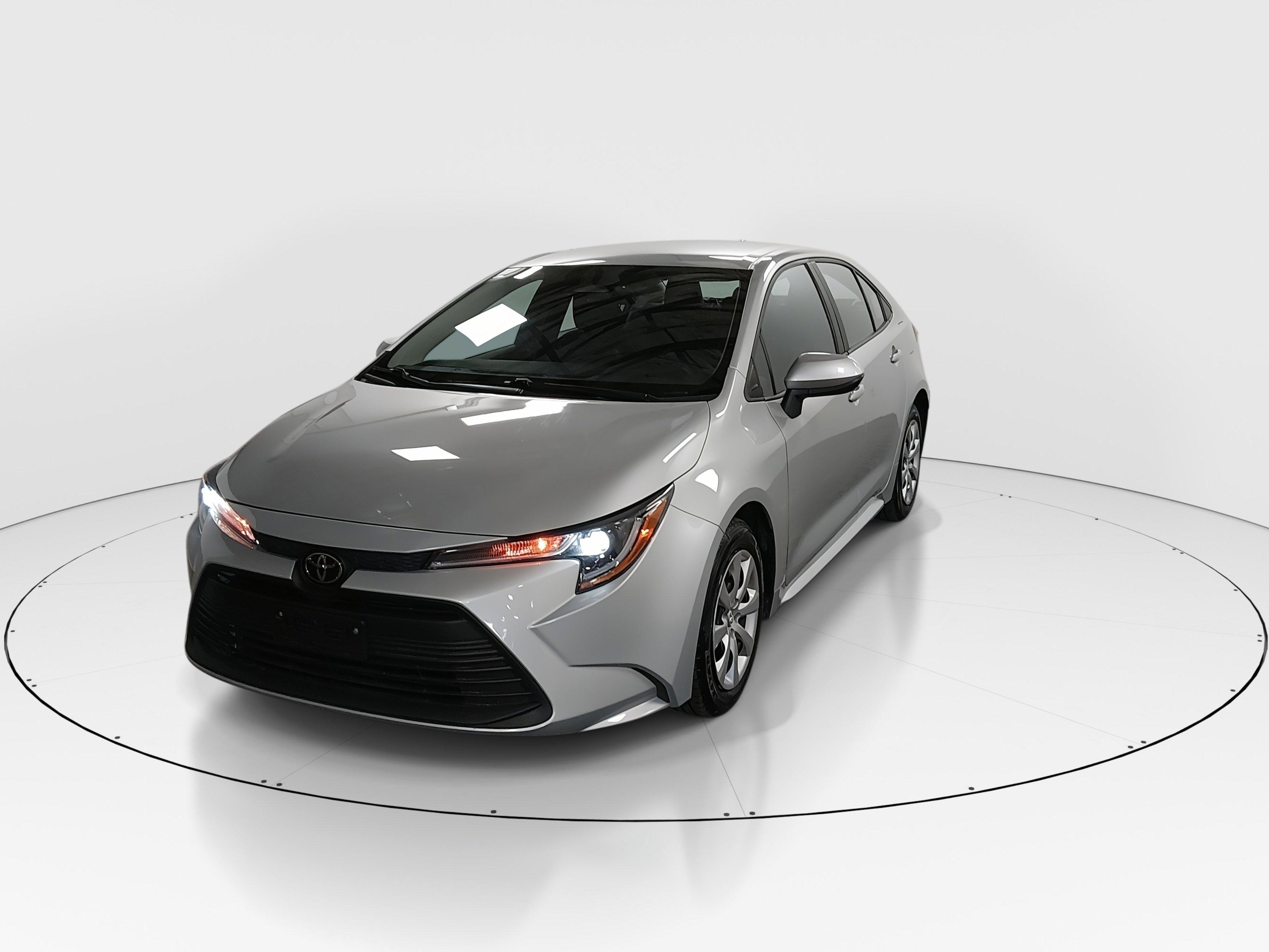 Toyota Corolla Le Cvt - Thumbnail 3
