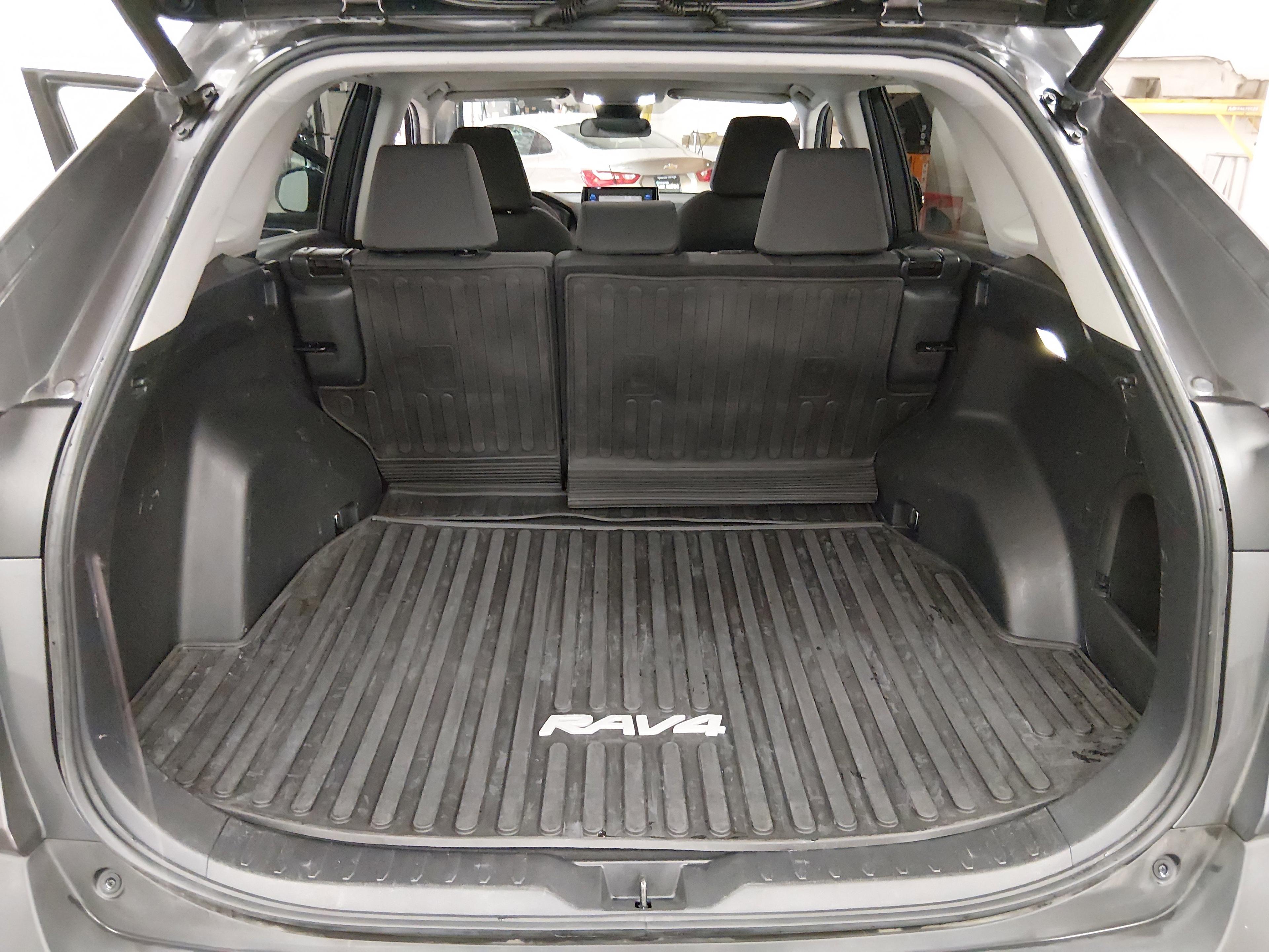 Toyota Rav4 Hybrid Xle Awd - Thumbnail 11