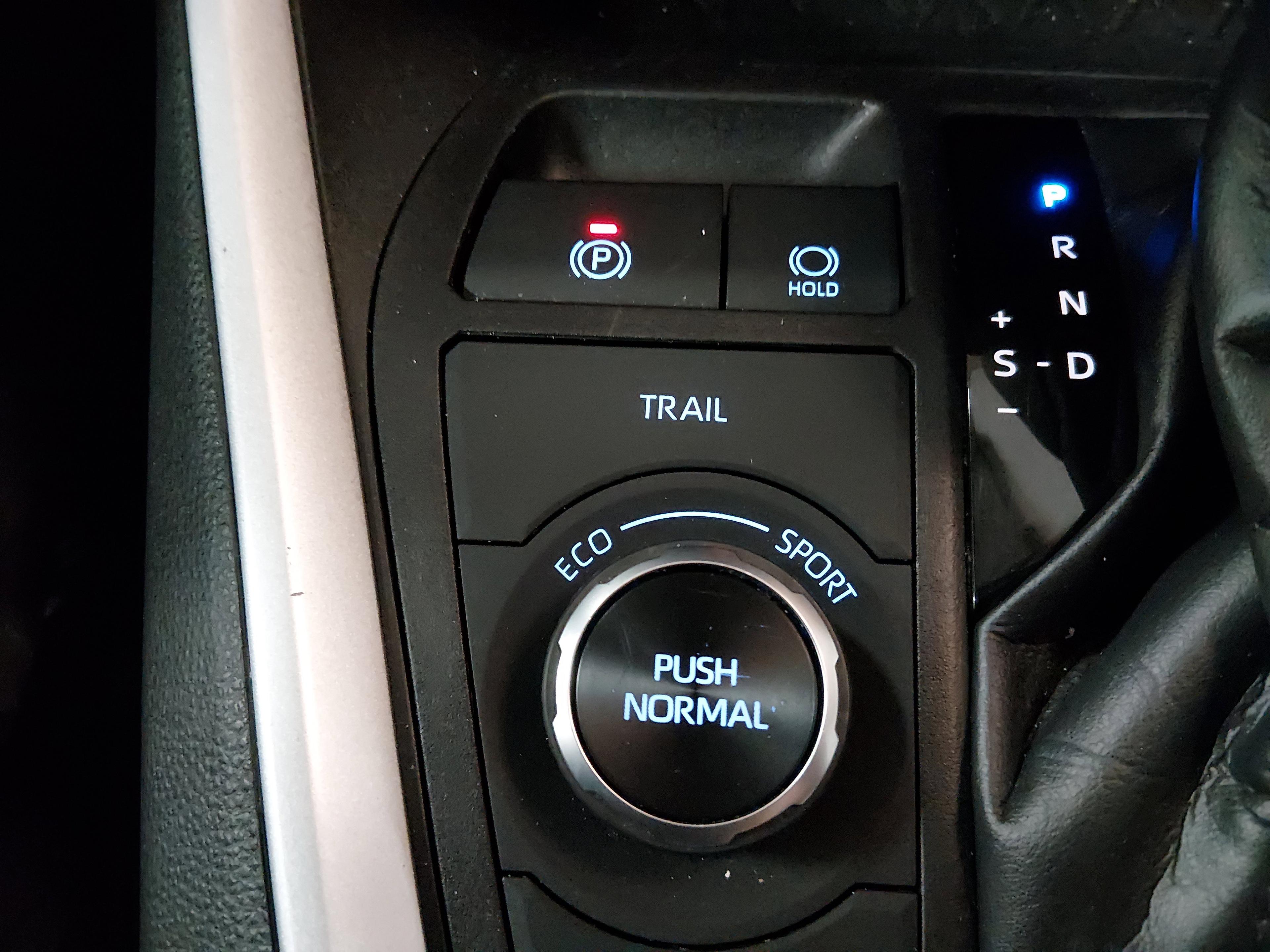 Toyota Rav4 Hybrid Xle Awd - Thumbnail 17