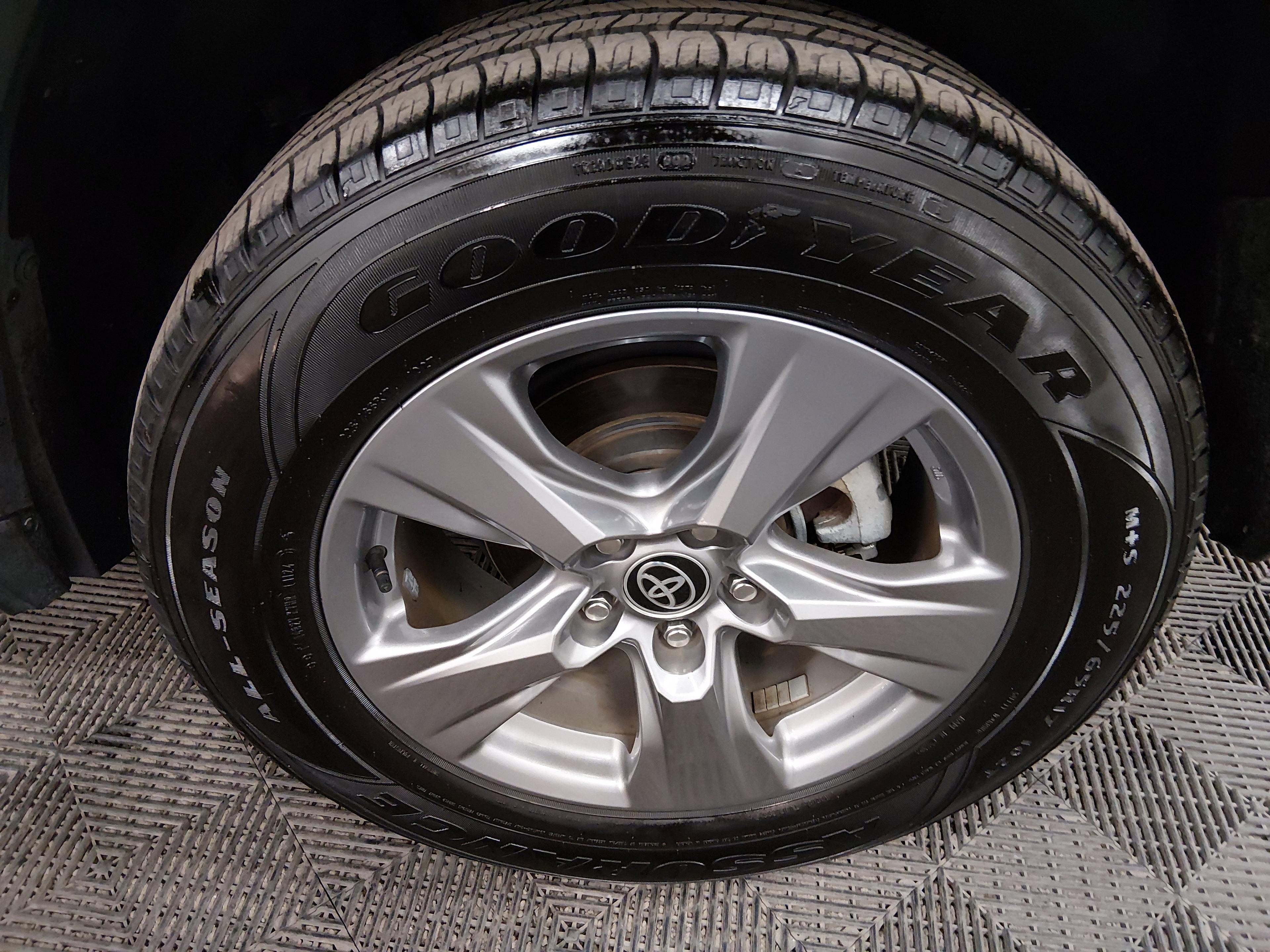 Toyota Rav4 Hybrid Xle Awd - Thumbnail 10