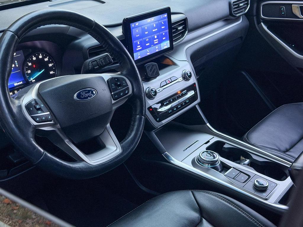 Ford Explorer Xlt 4X4 - Thumbnail 8