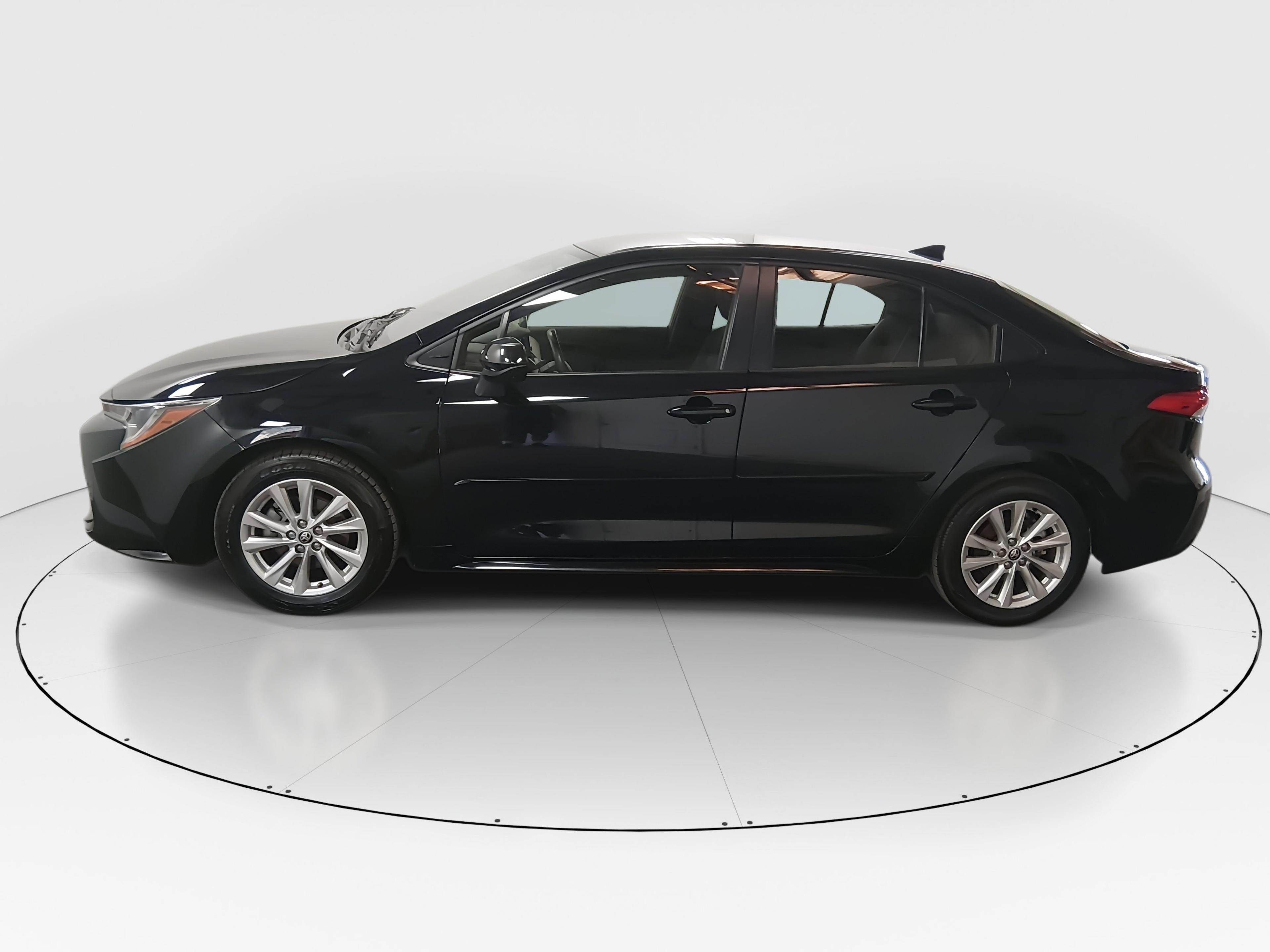 Toyota Corolla Le Cvt - Thumbnail 4