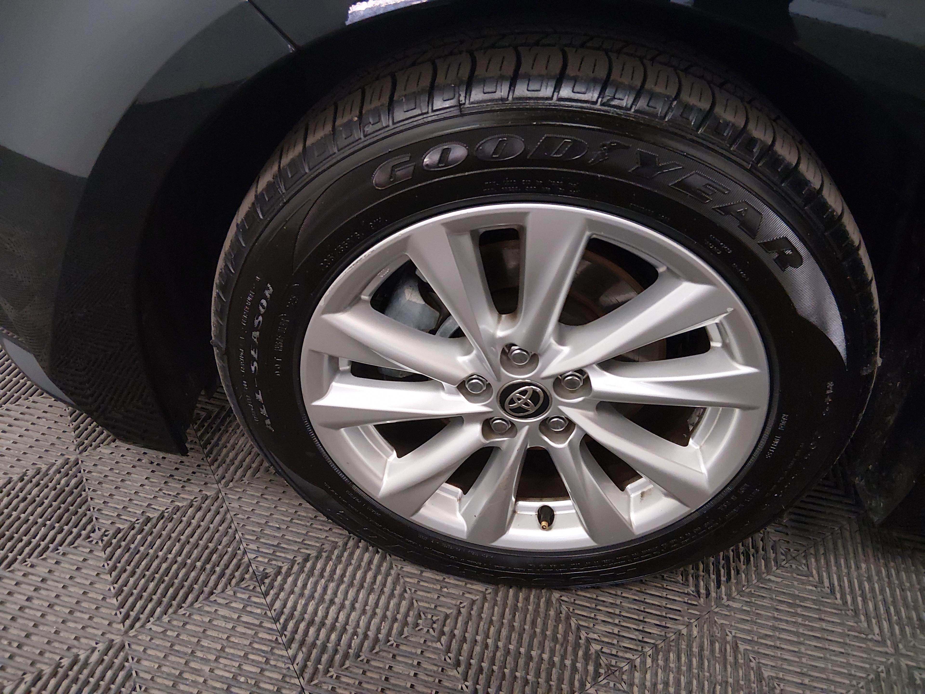 Toyota Corolla Le Cvt - Thumbnail 10