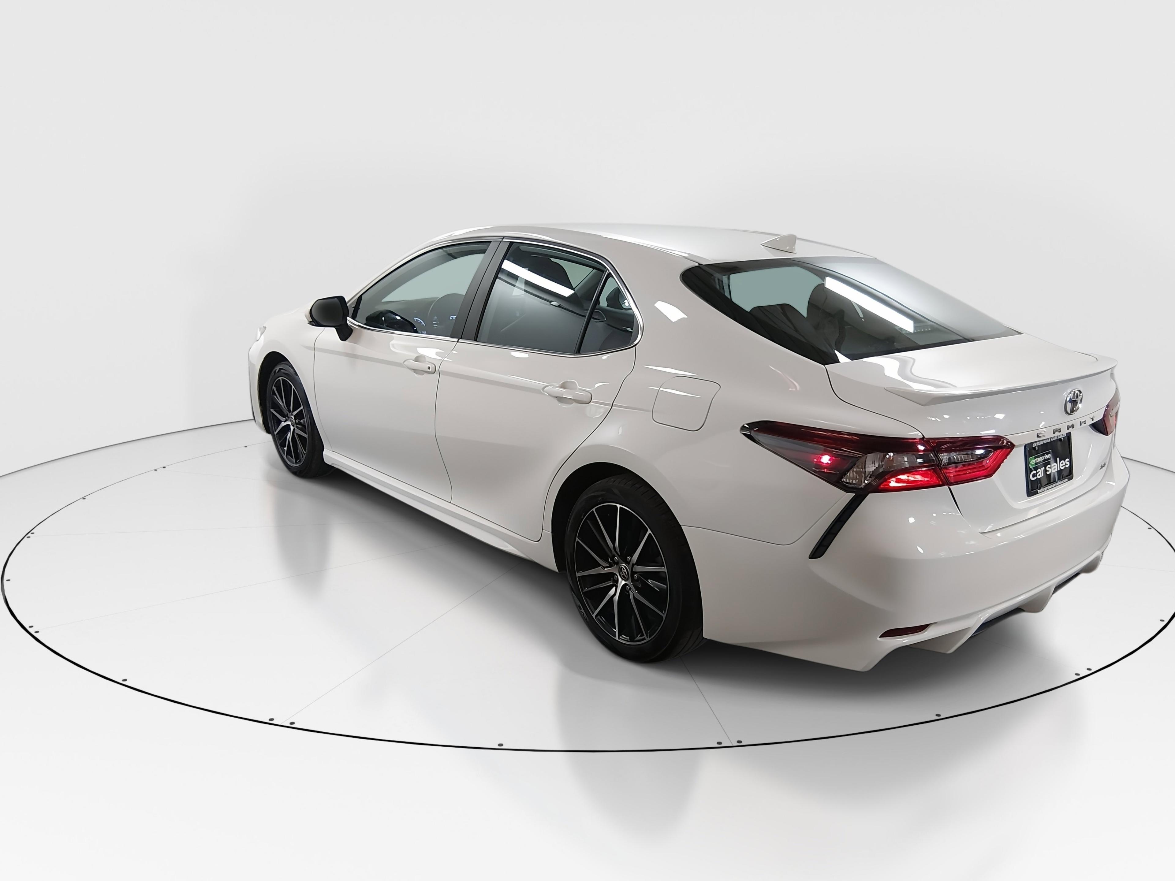 Toyota Camry Se Auto - Thumbnail 5