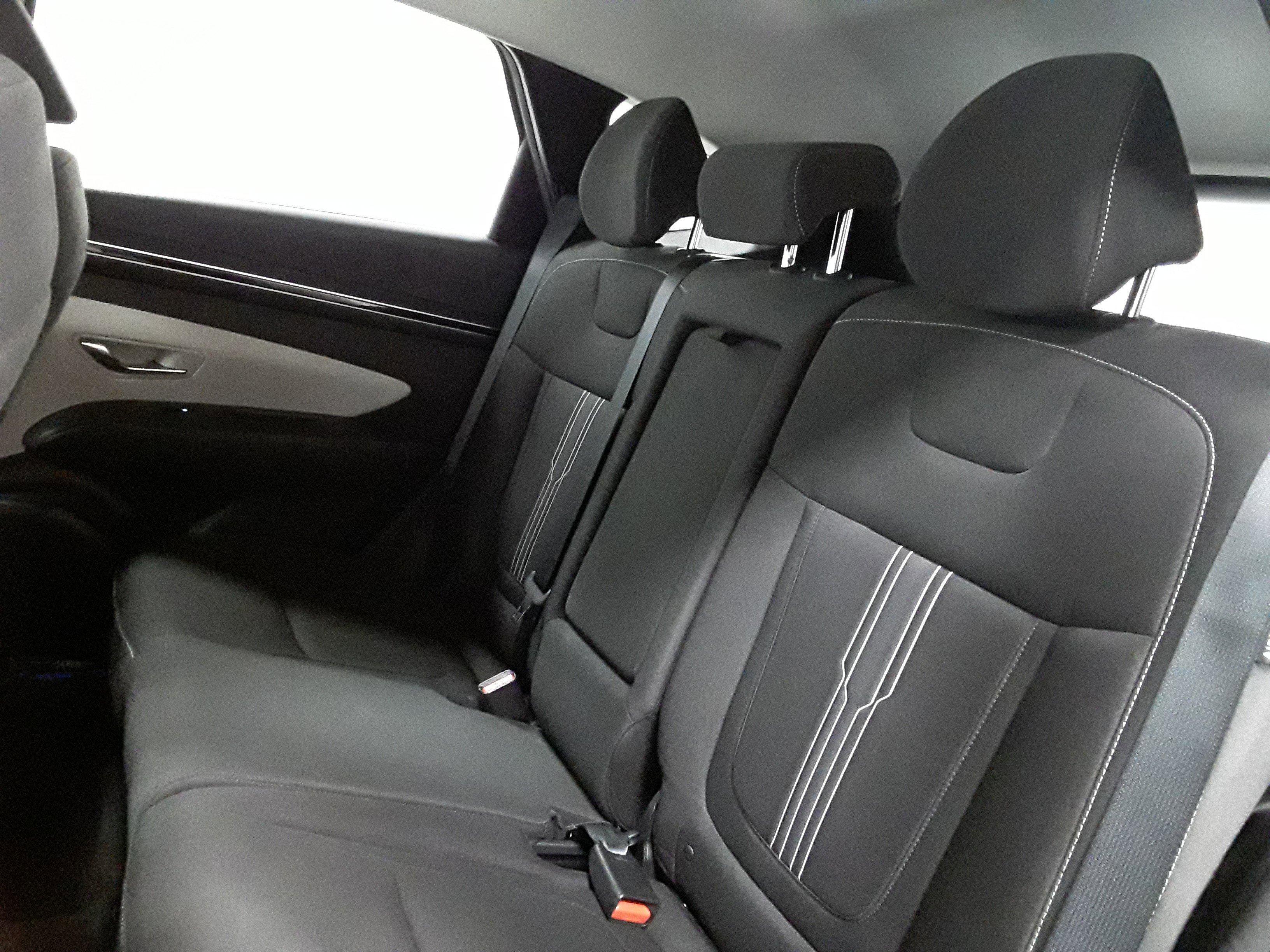 Hyundai Tucson Sel Fwd - Thumbnail 8