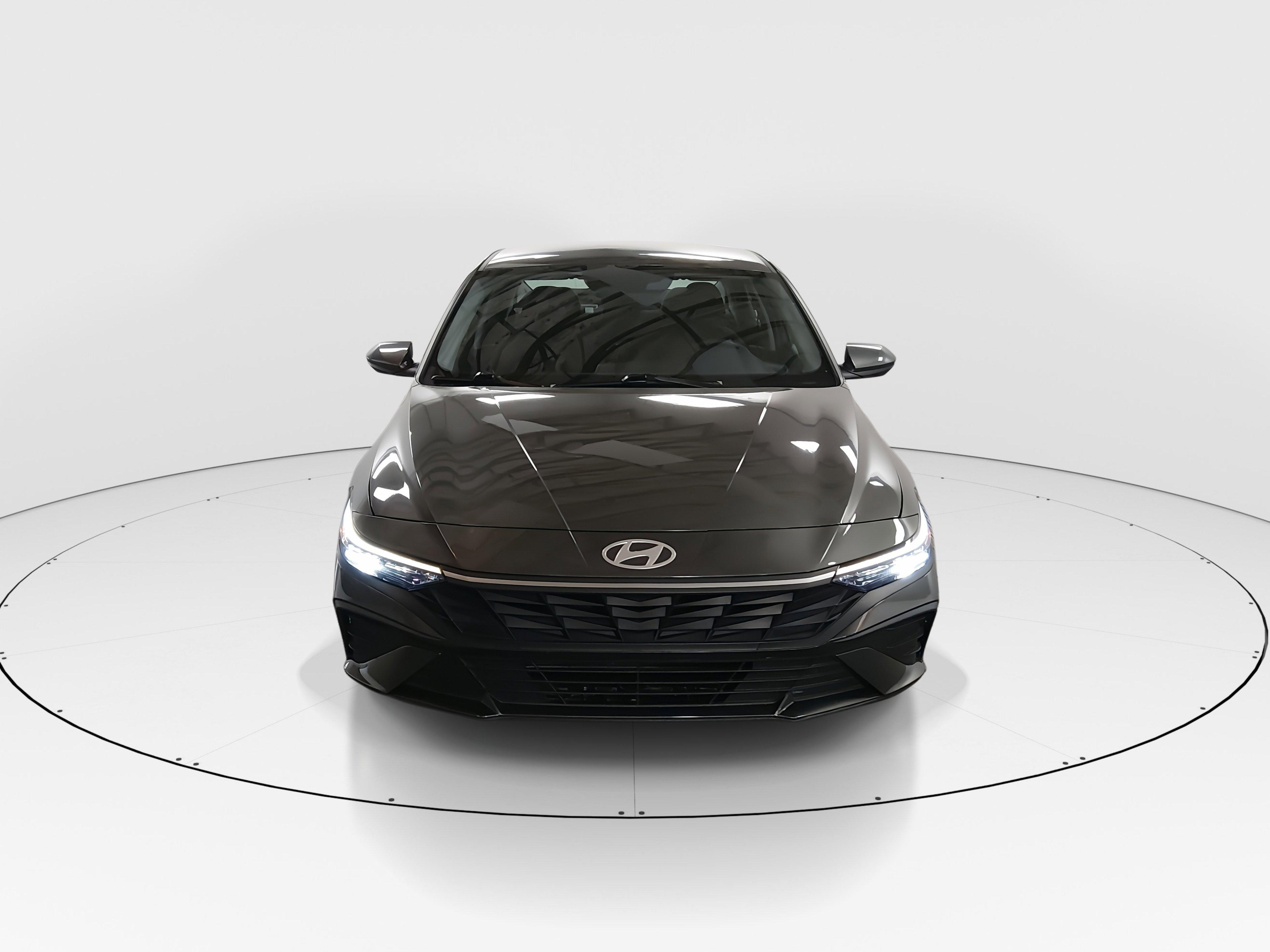 Hyundai Elantra Sel Ivt - Thumbnail 2