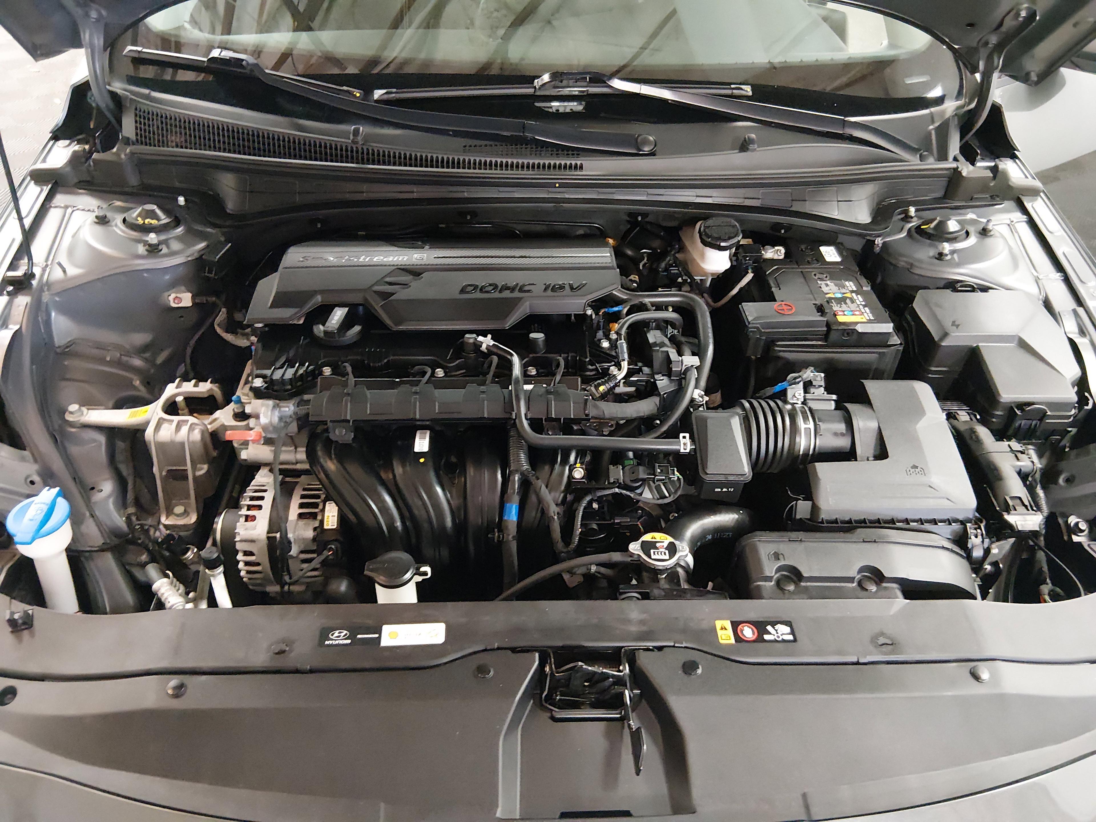 Hyundai Elantra Sel Ivt - Thumbnail 9