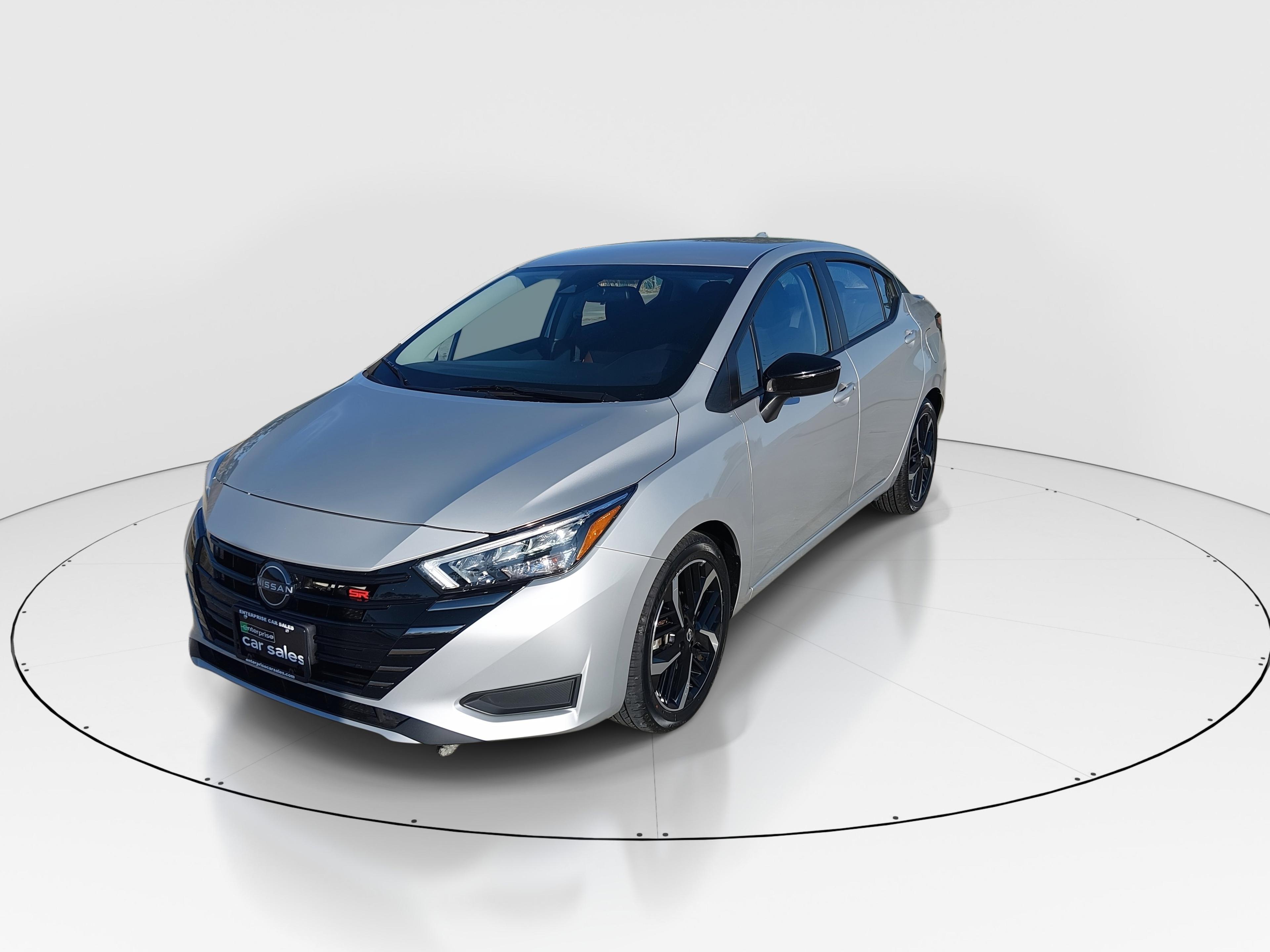 Nissan Versa Sr Cvt - Thumbnail 3