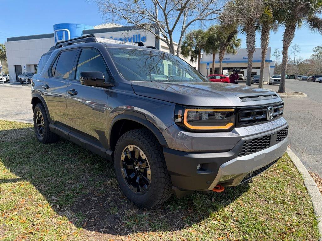 Honda Passport Trailsport Elite - Thumbnail 2