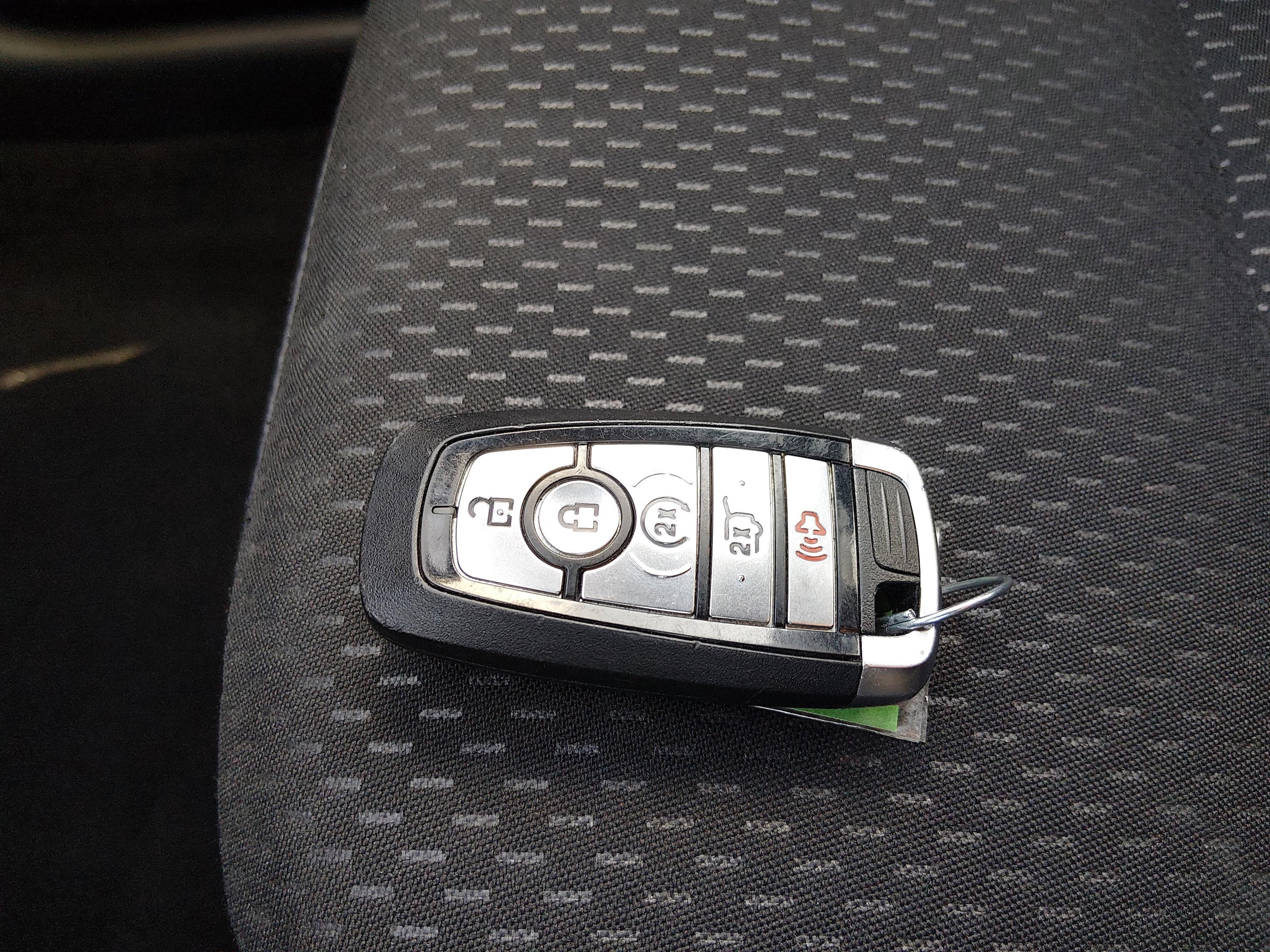 Ford Escape St-Line Select Awd - Thumbnail 15