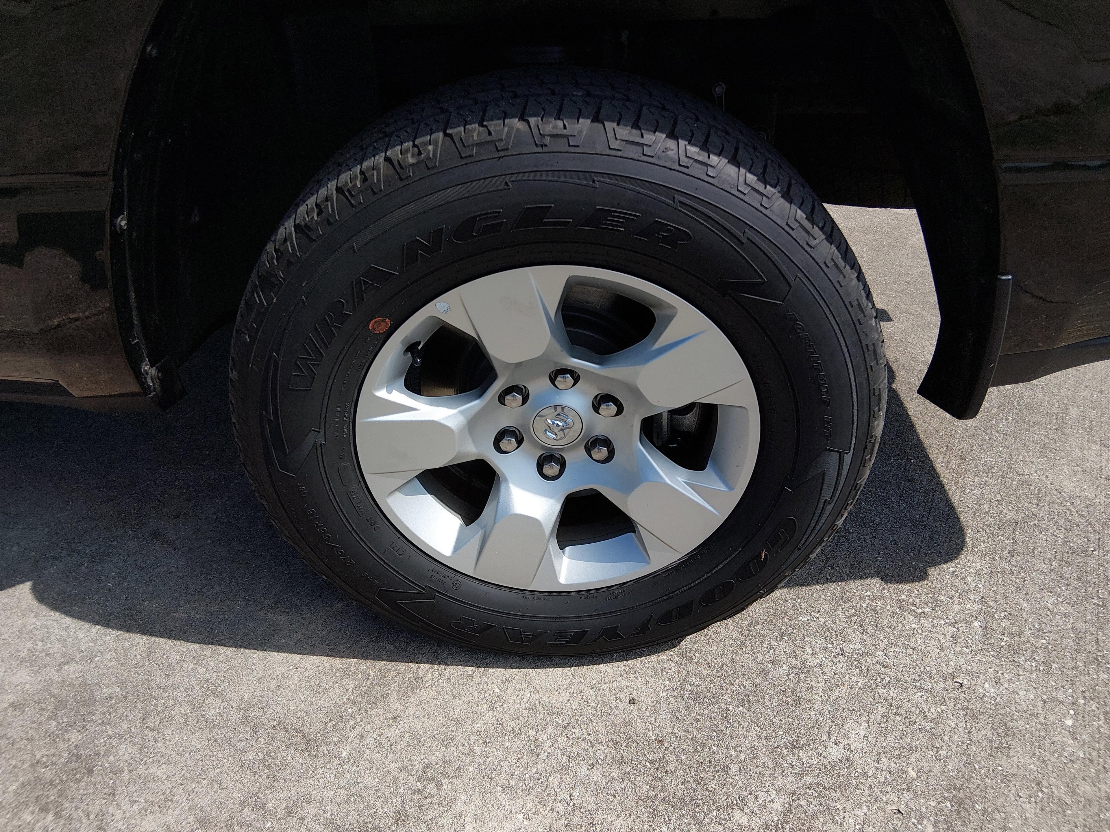 Ram 1500 - Thumbnail 10