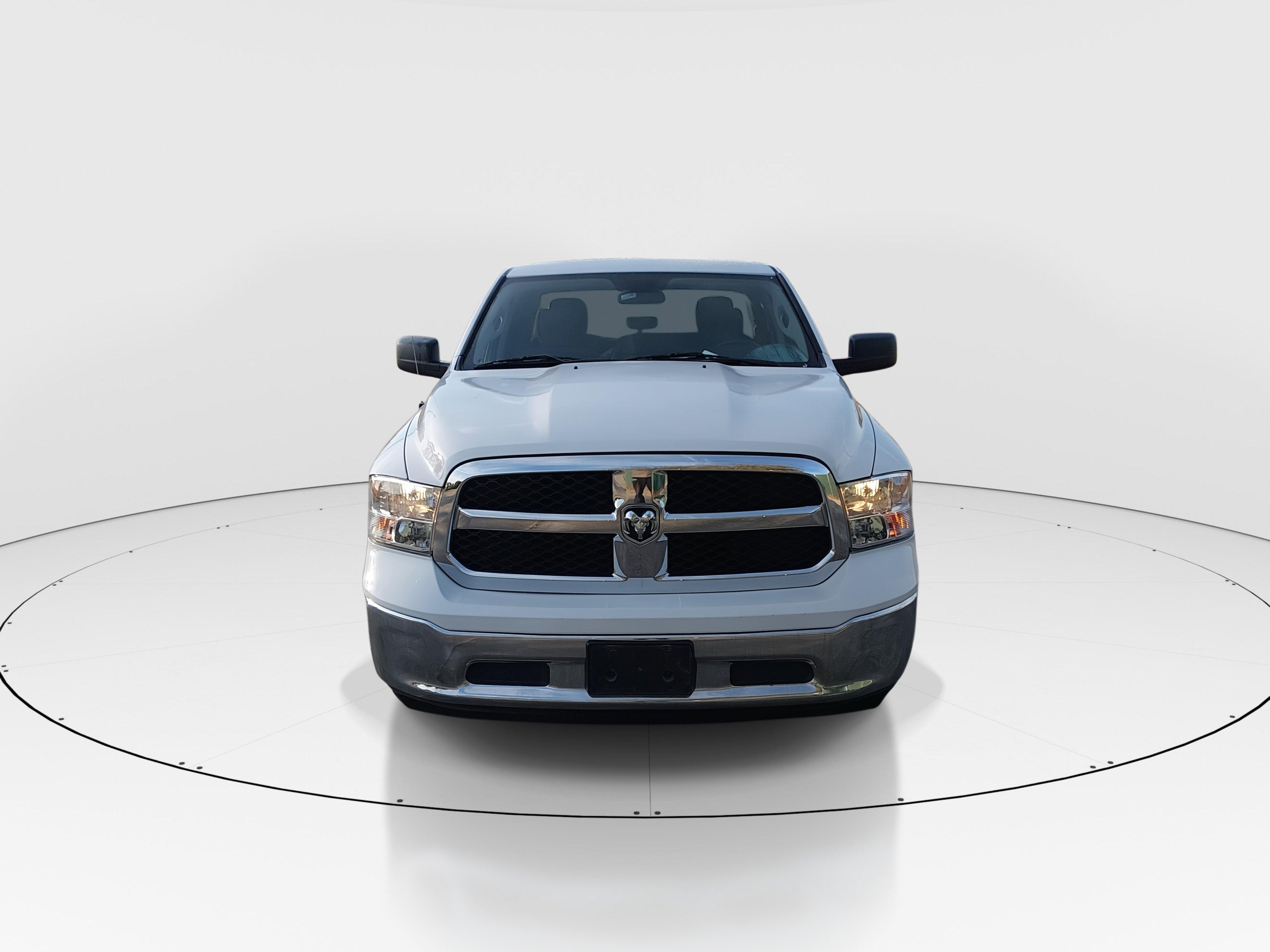 Ram 1500 Classic Slt 4X2 Quad Cab 6'4" Box - Thumbnail 2