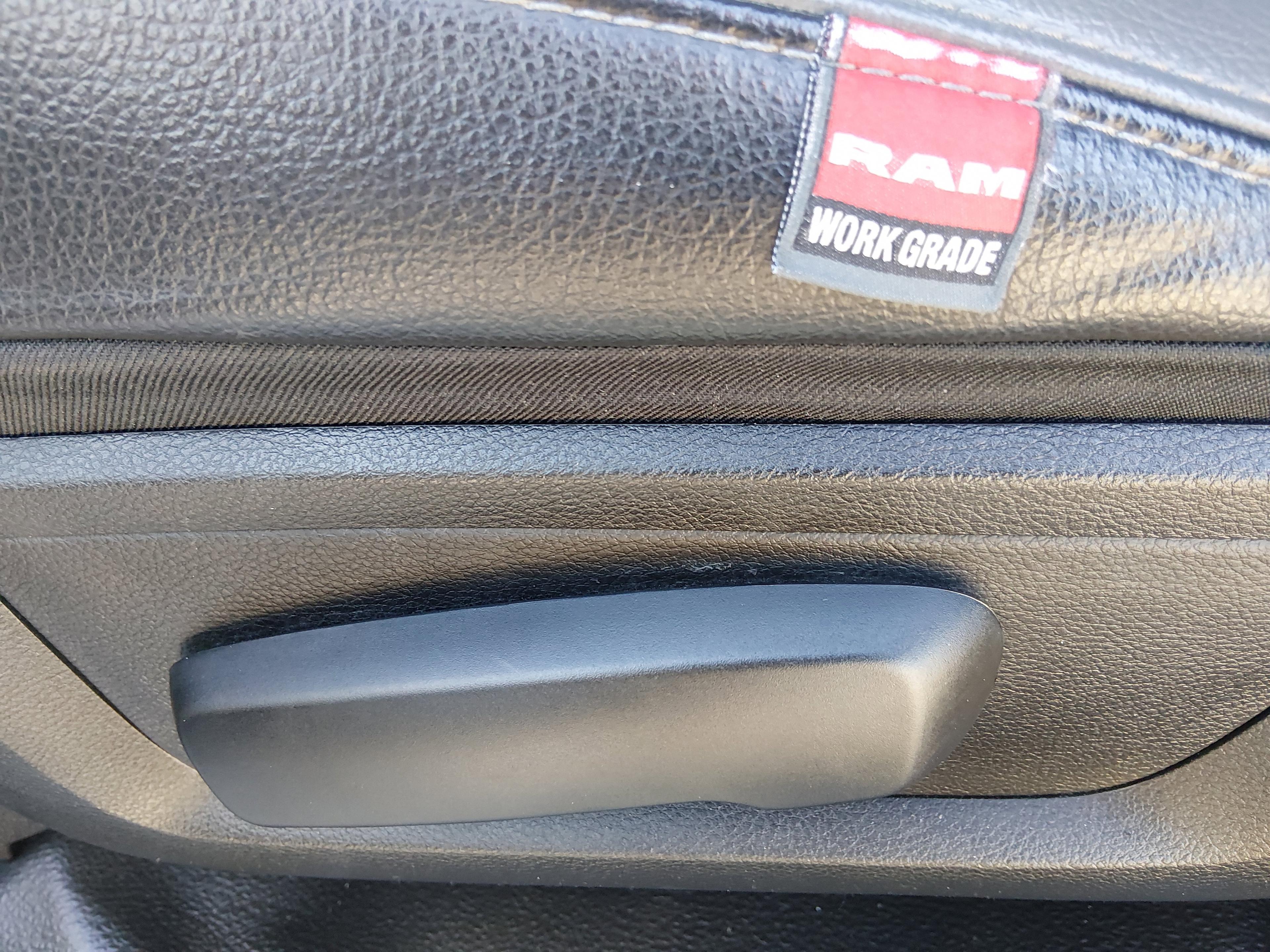 Ram 1500 Classic Tradesman 4X2 Reg Cab 8' Box - Thumbnail 20