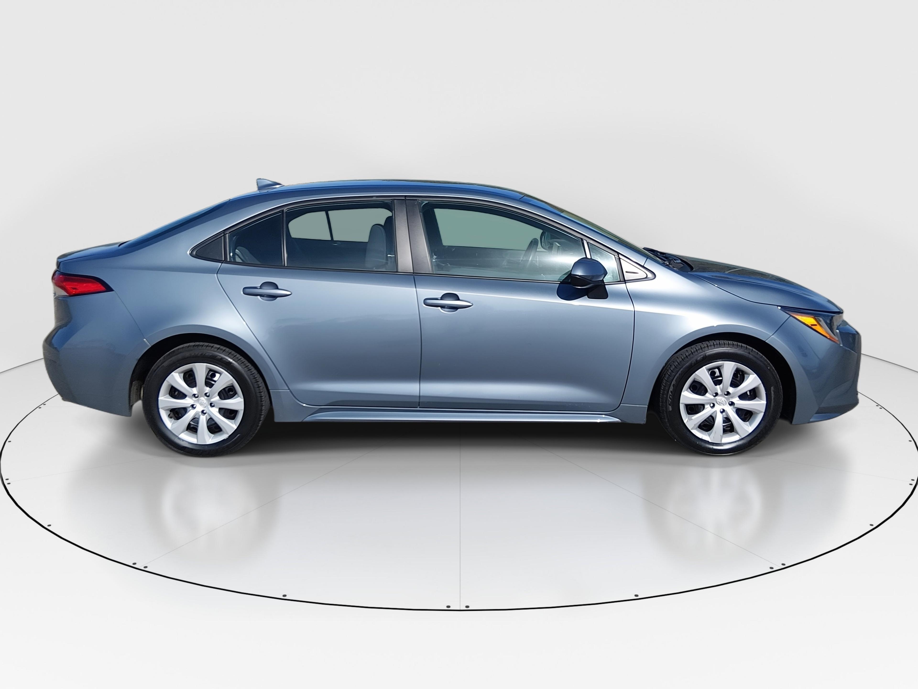 Toyota Corolla Le Cvt - Thumbnail 8