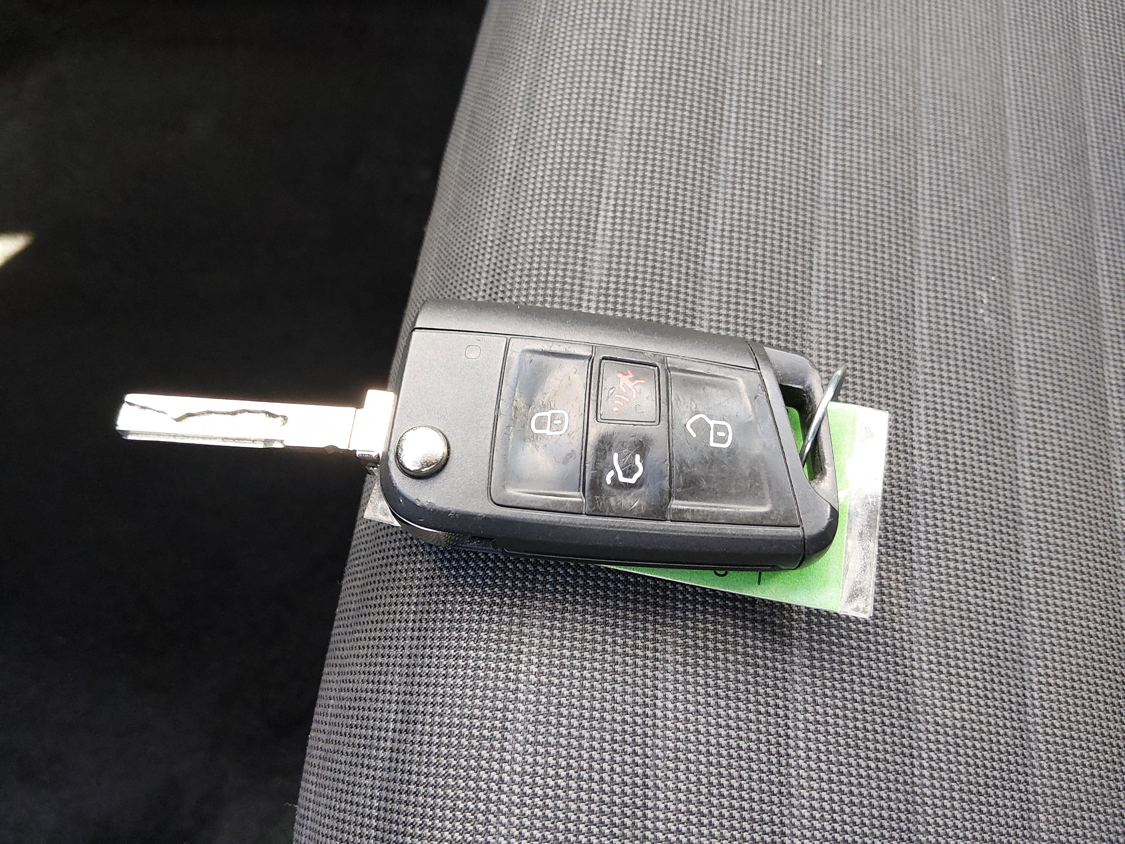 Volkswagen Jetta S Auto - Thumbnail 15