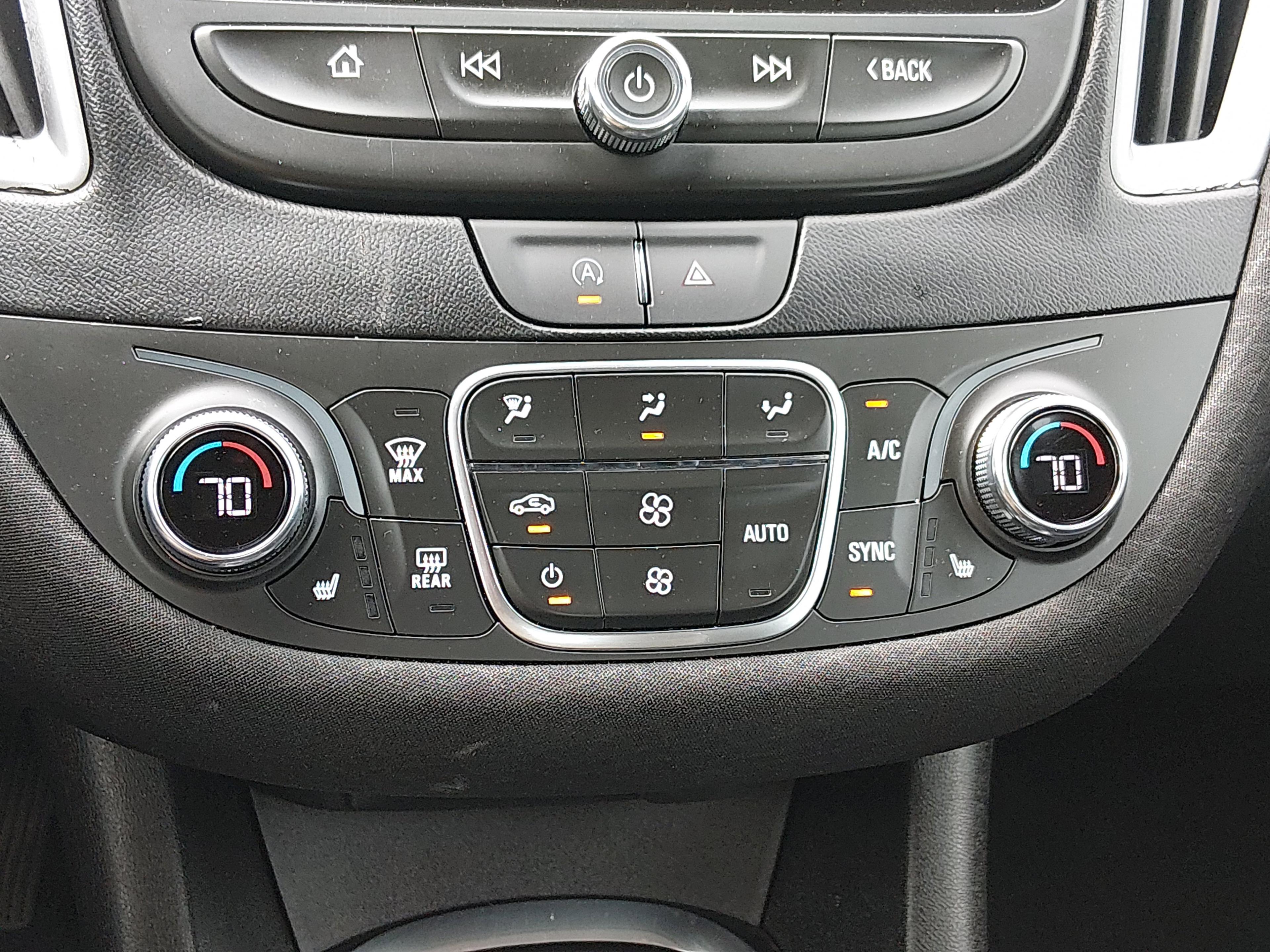 Chevrolet Malibu 4Dr Sdn 1Lt - Thumbnail 14