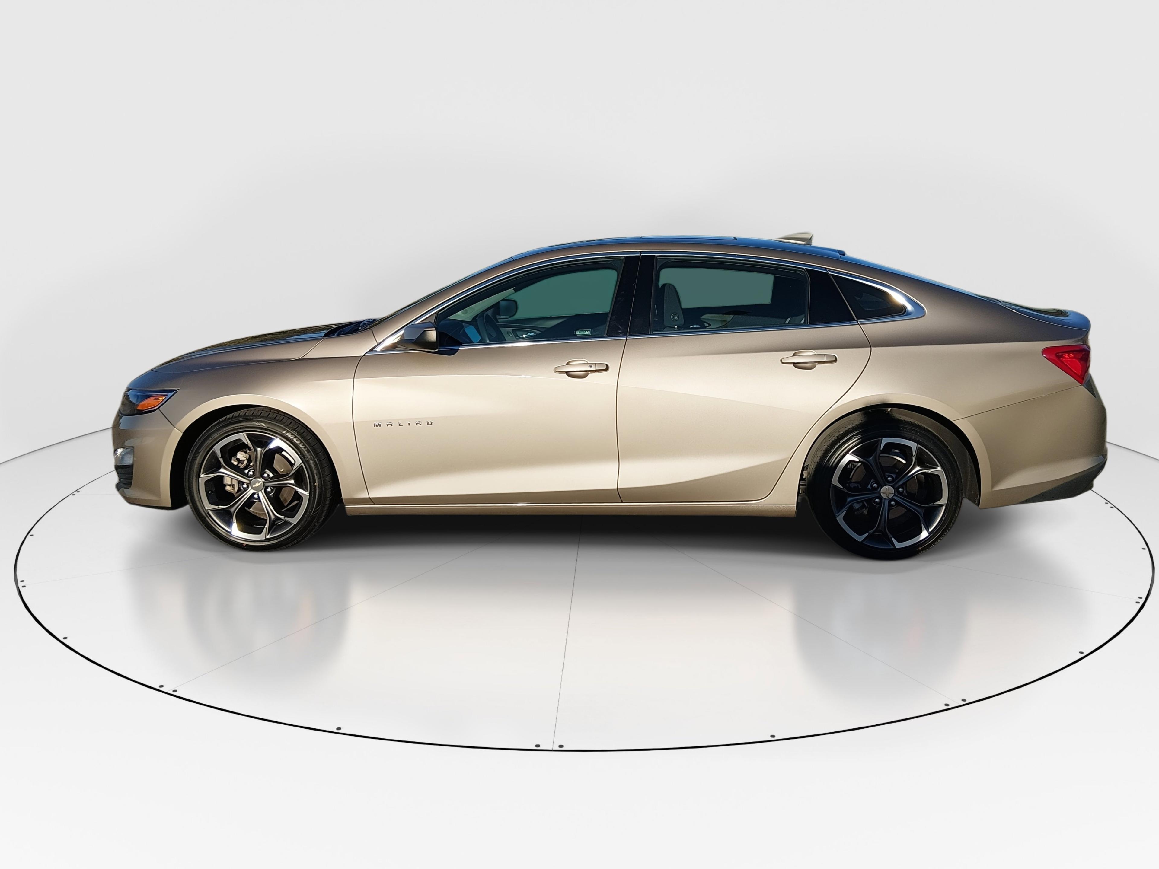 Chevrolet Malibu 4Dr Sdn 1Lt - Thumbnail 4