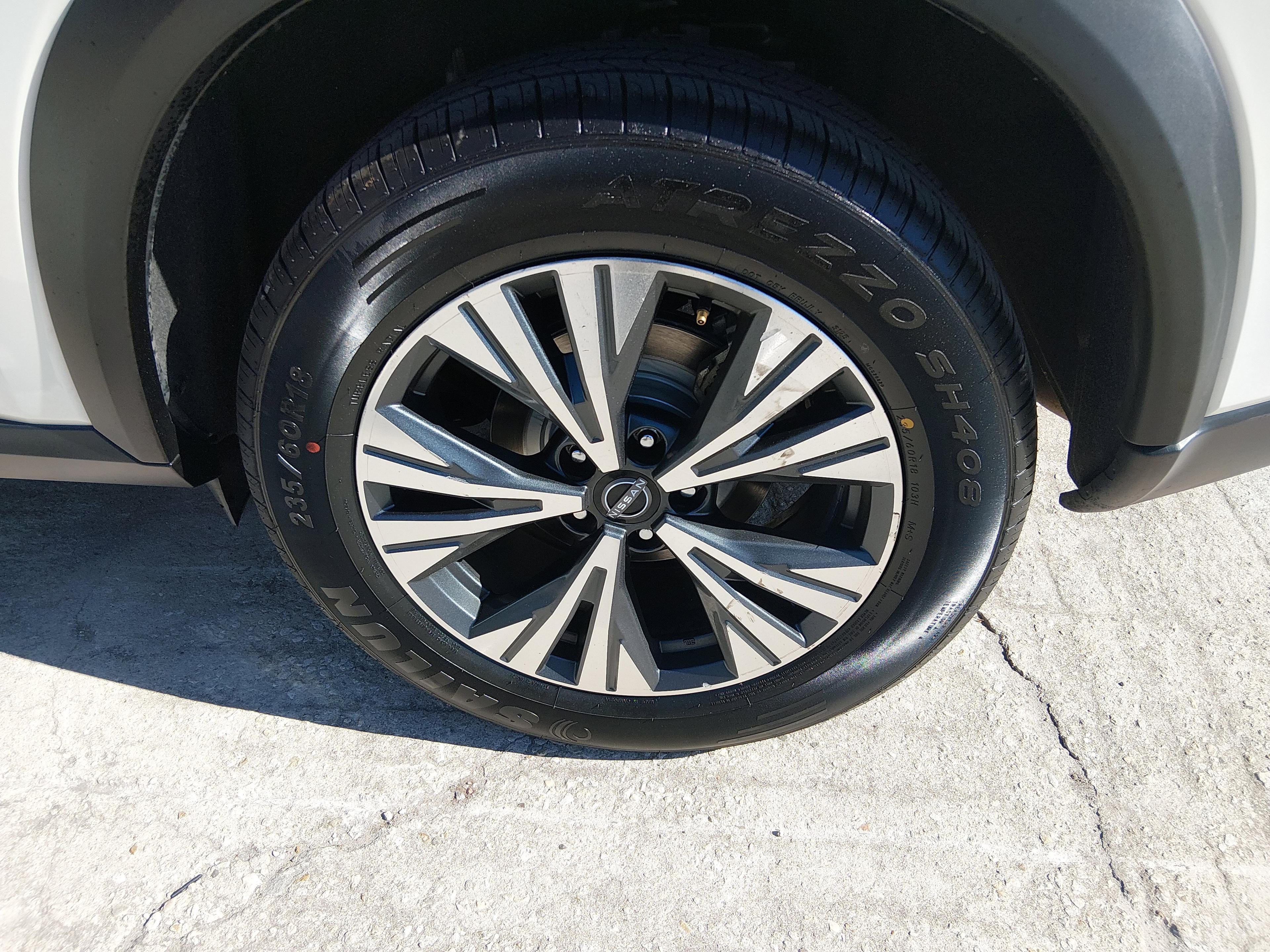 Nissan Rogue Awd Sv - Thumbnail 10