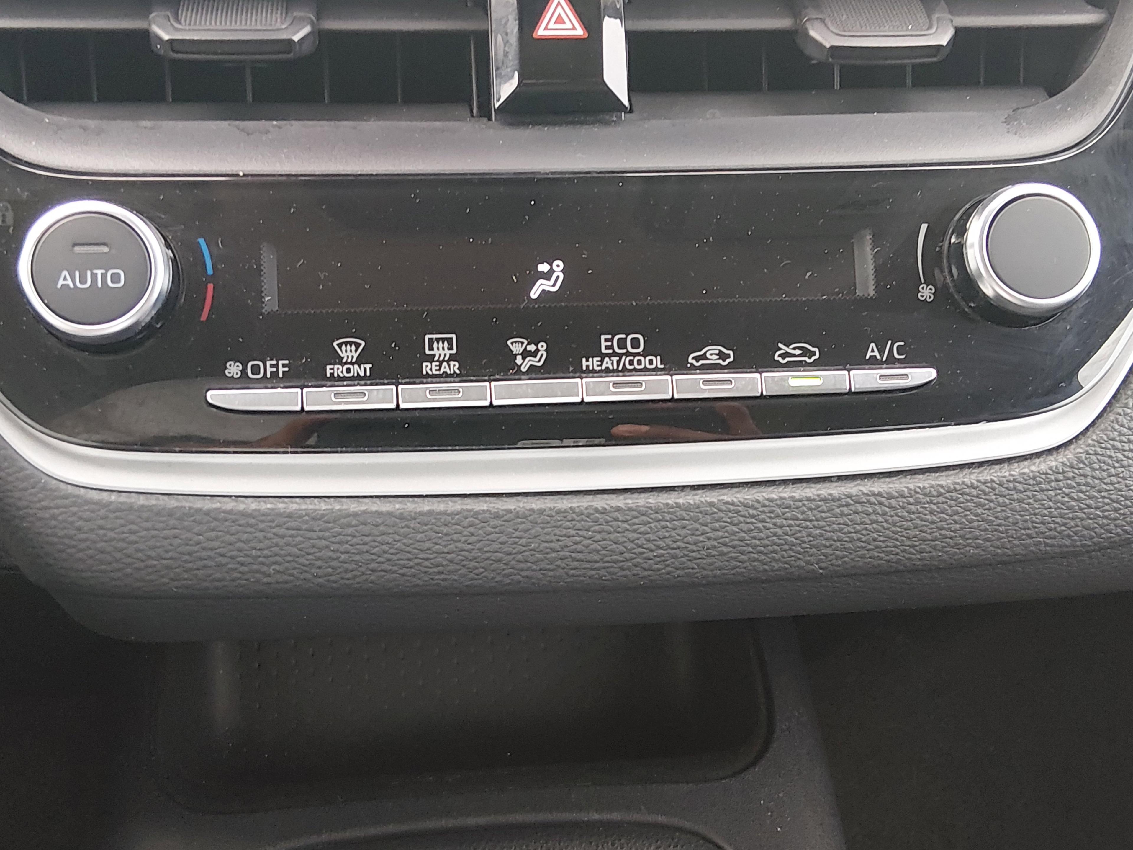 Toyota Corolla Le Cvt - Thumbnail 13