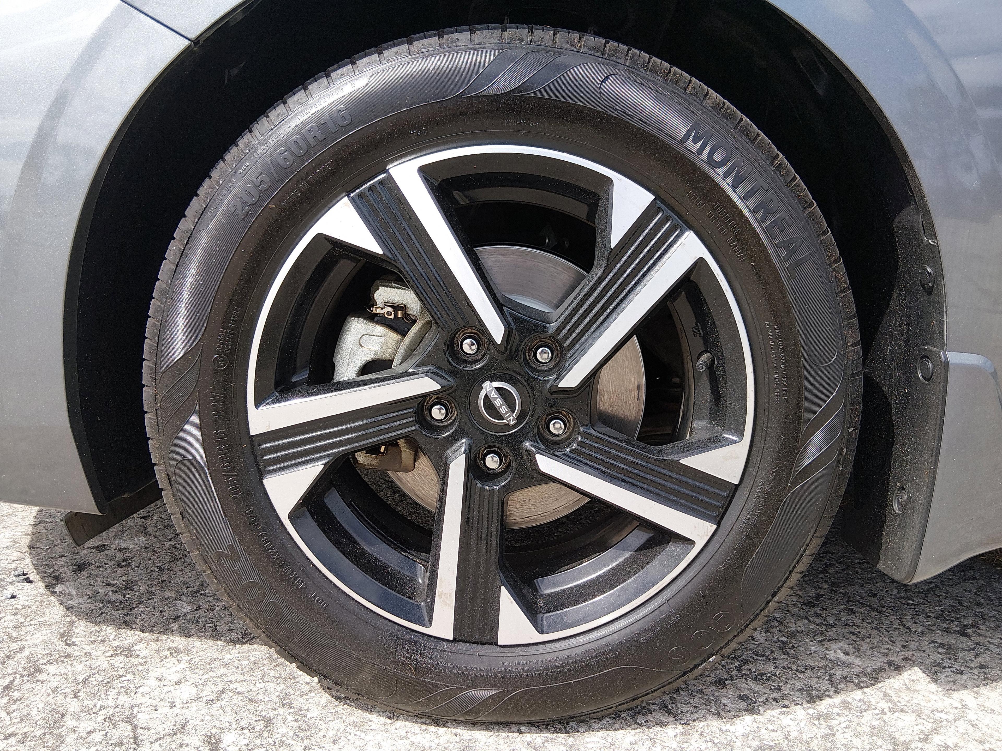 Nissan Sentra Sv Cvt - Thumbnail 10