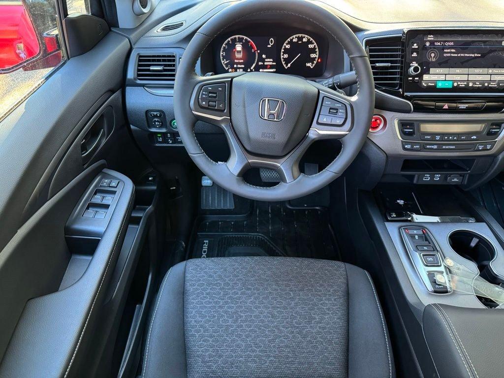 Honda Ridgeline Sport - Thumbnail 11