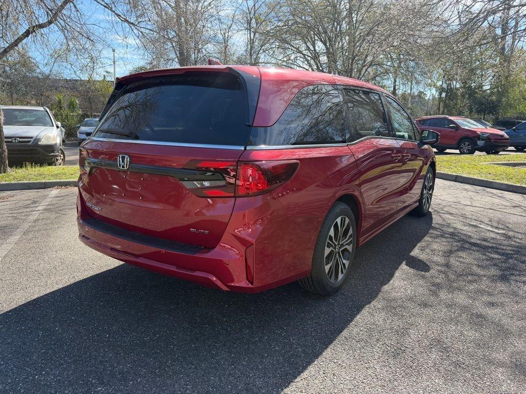 Honda Odyssey Elite - Thumbnail 2