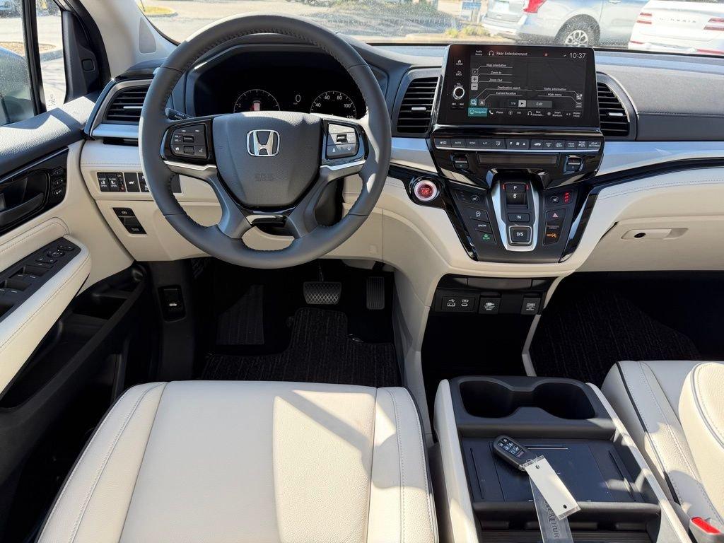 Honda Odyssey Touring - Thumbnail 11