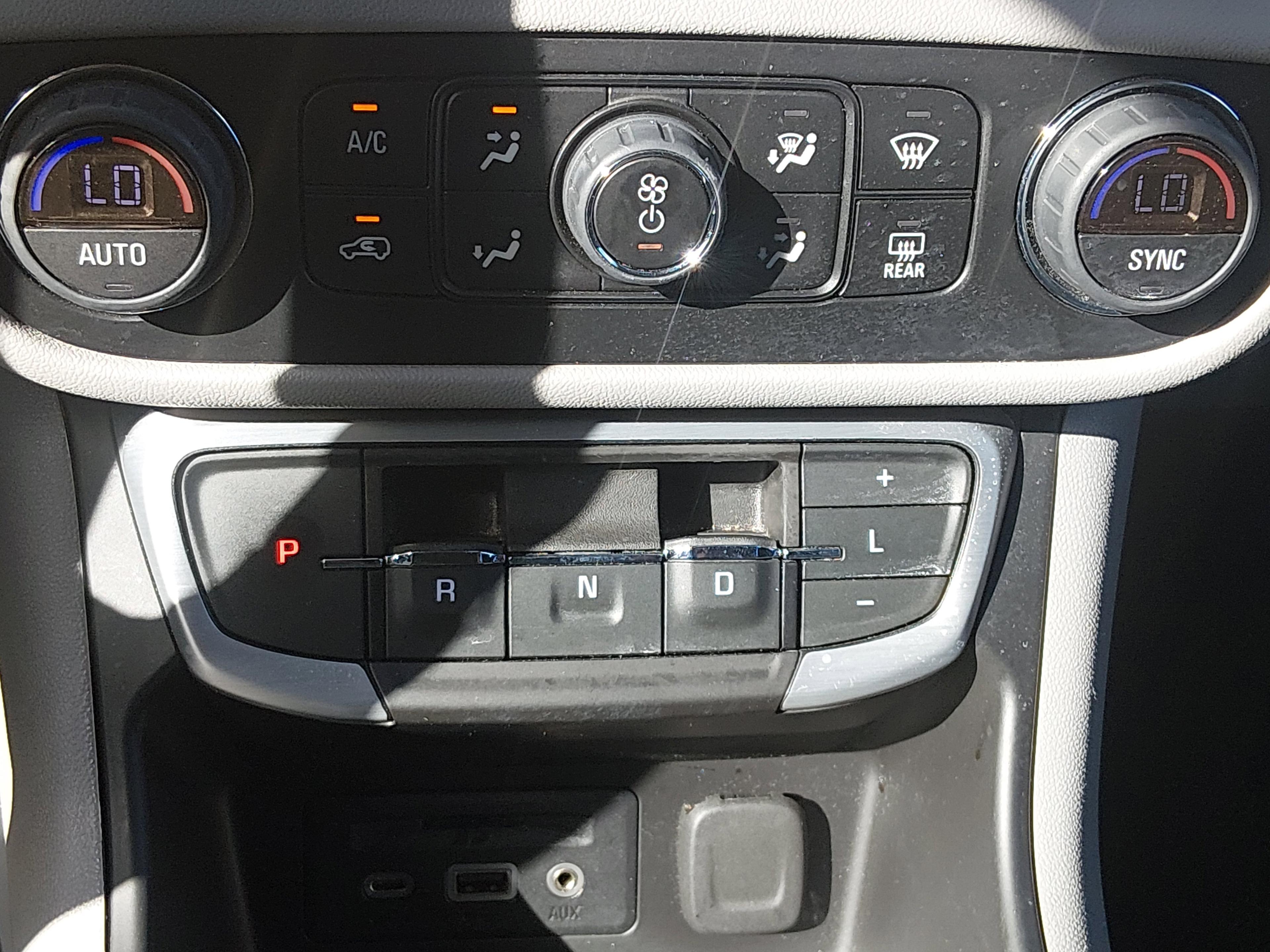 GMC Terrain Fwd 4Dr Slt - Thumbnail 13