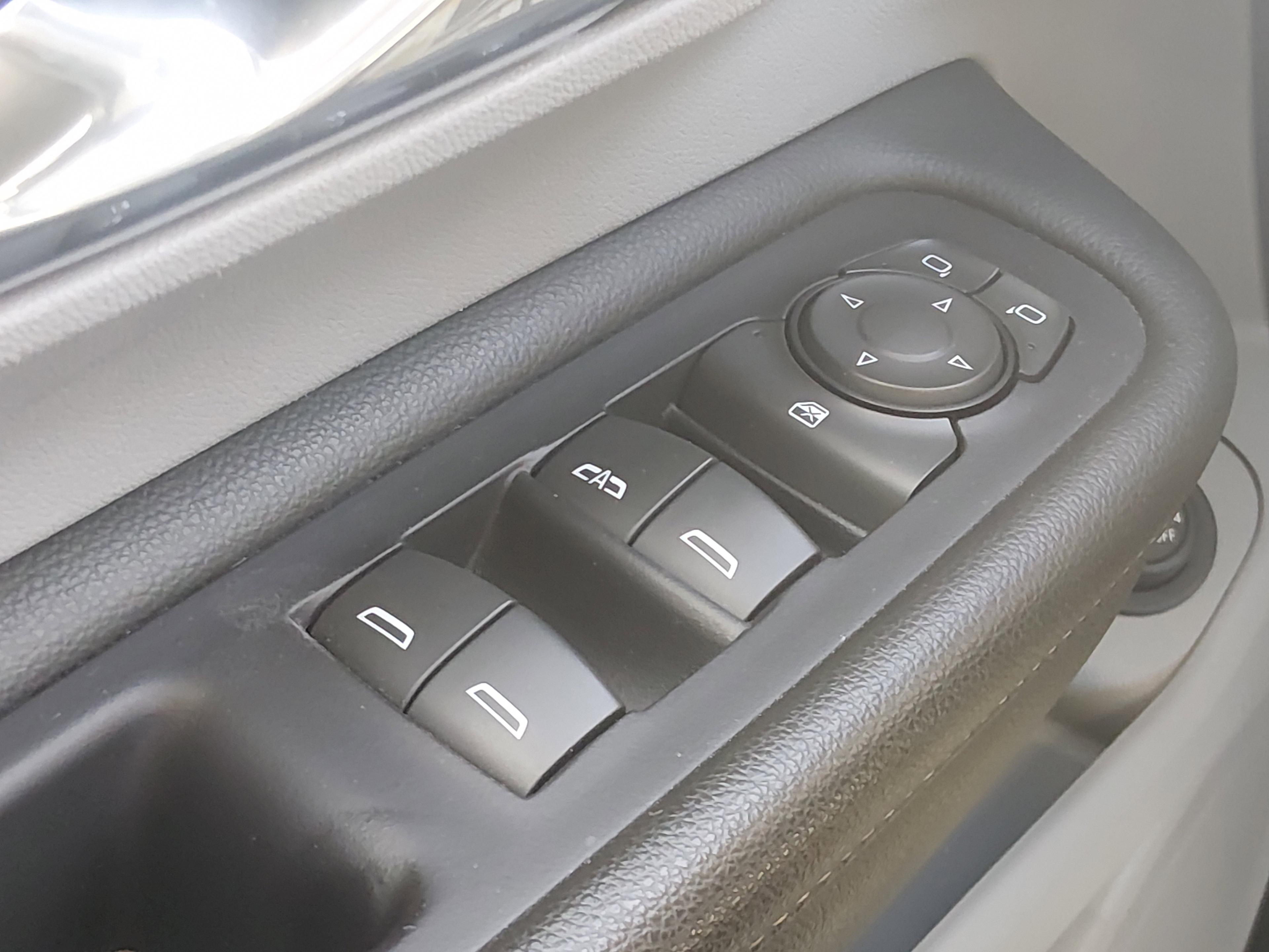 GMC Terrain Fwd 4Dr Slt - Thumbnail 18