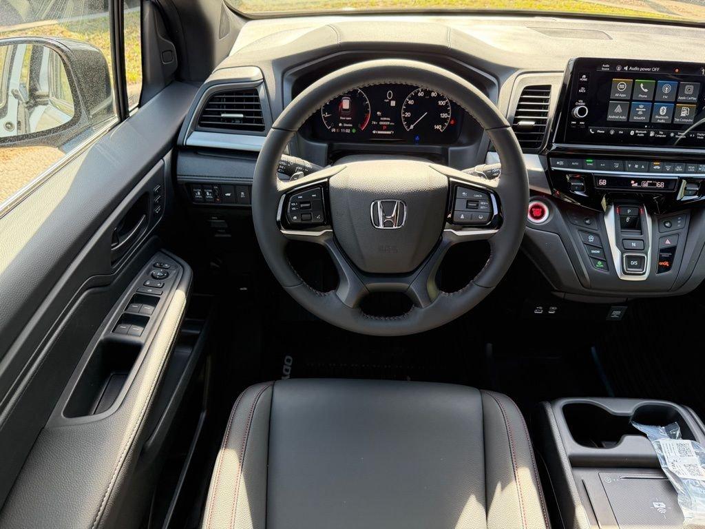 Honda Odyssey Sport-L - Thumbnail 13