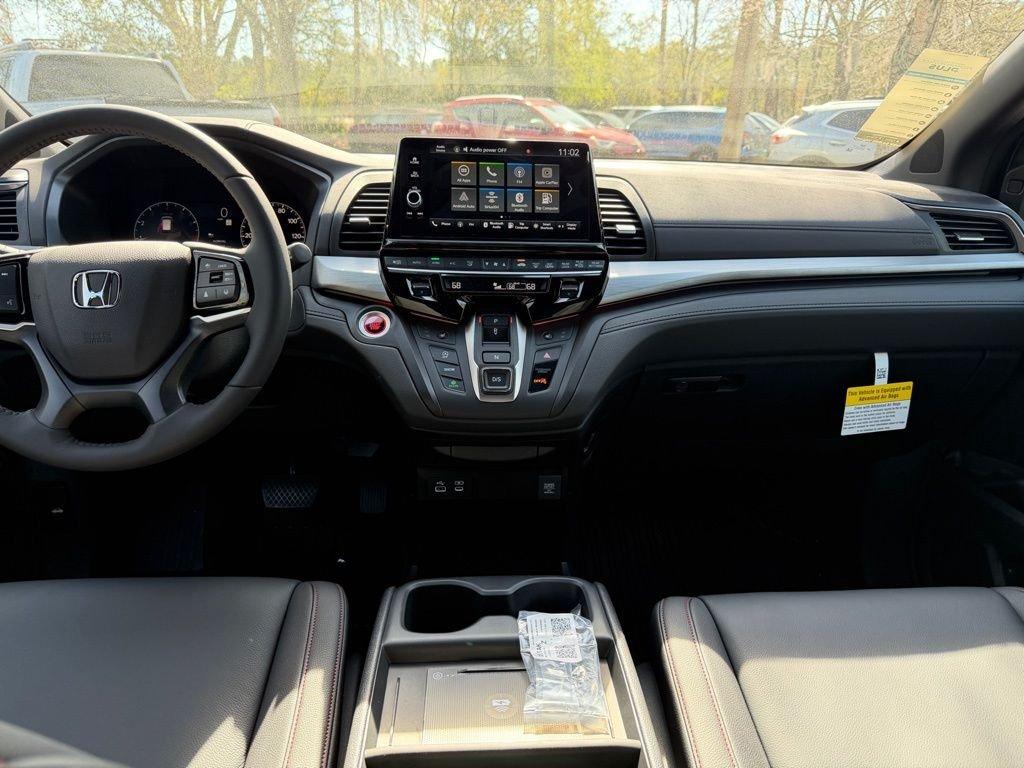 Honda Odyssey Sport-L - Thumbnail 9
