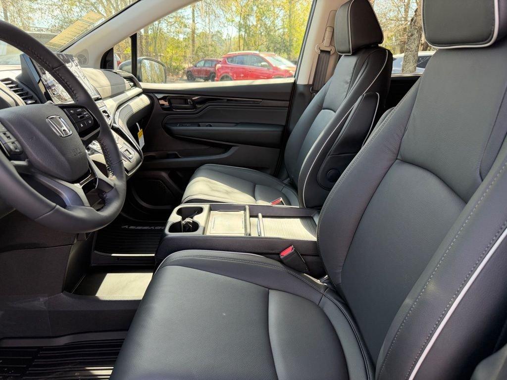 Honda Odyssey Touring - Thumbnail 14