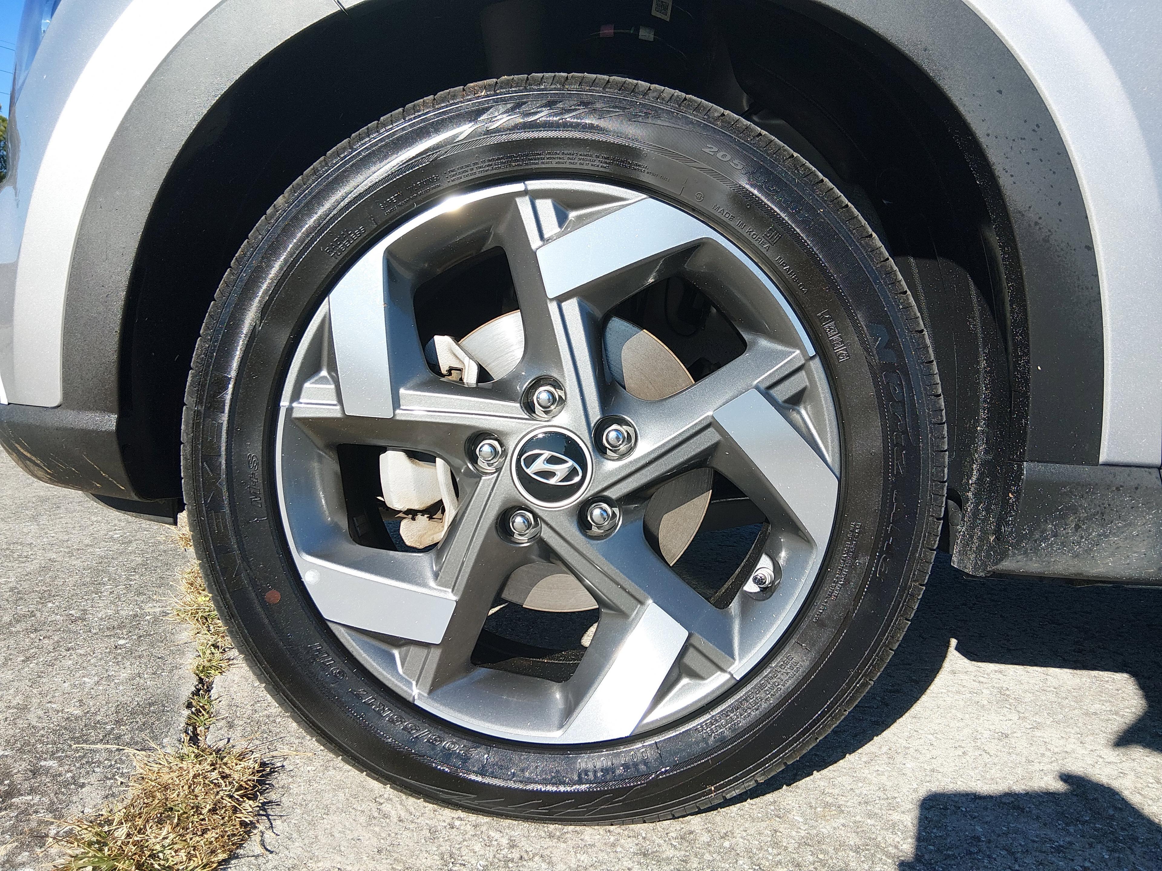 Hyundai Venue Sel Ivt - Thumbnail 10