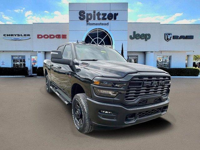 Ram 2500 Tradesman Crew Cab 4X4 6'4' Box - View 1