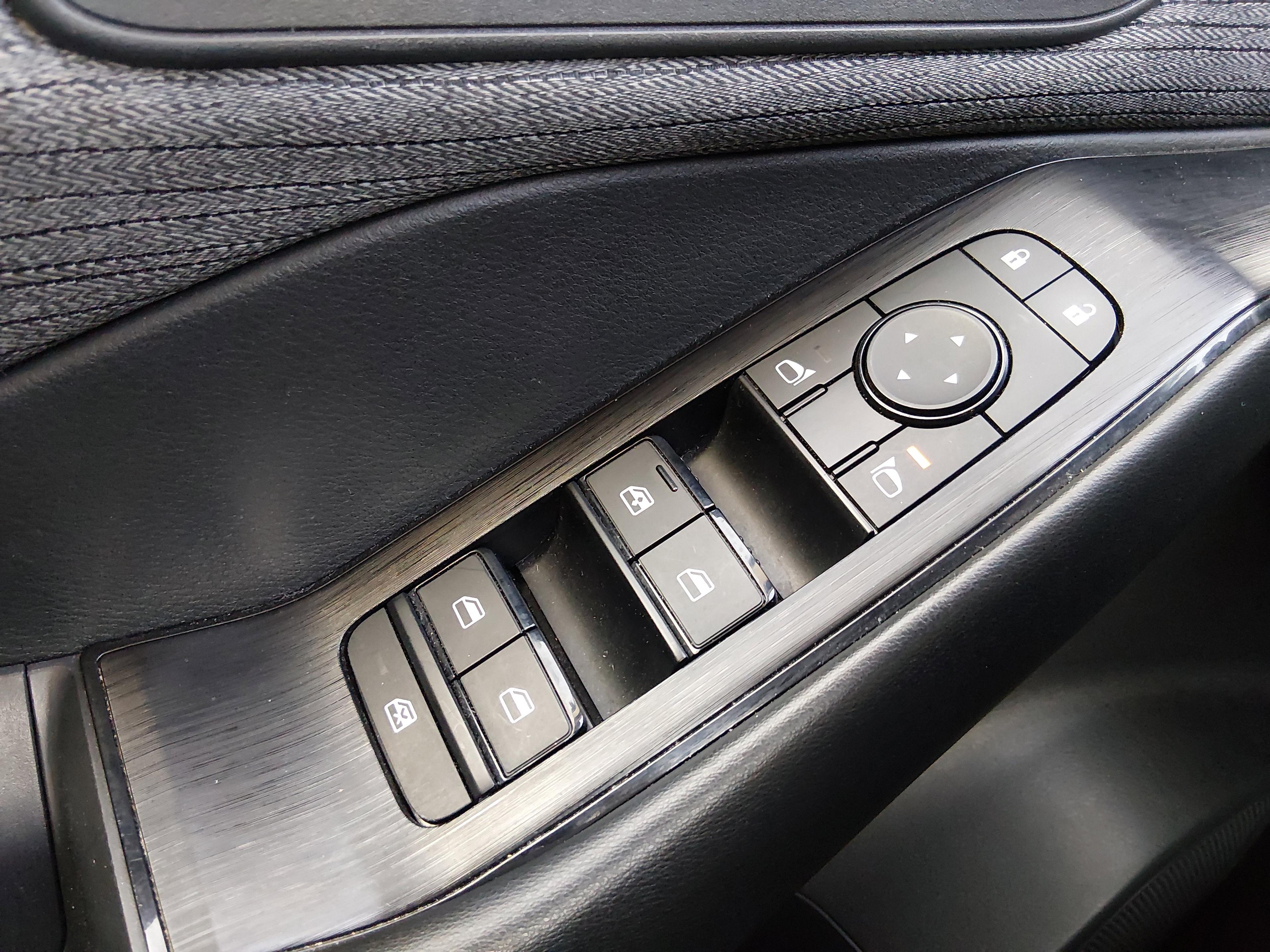 Nissan Rogue Fwd S - Thumbnail 17