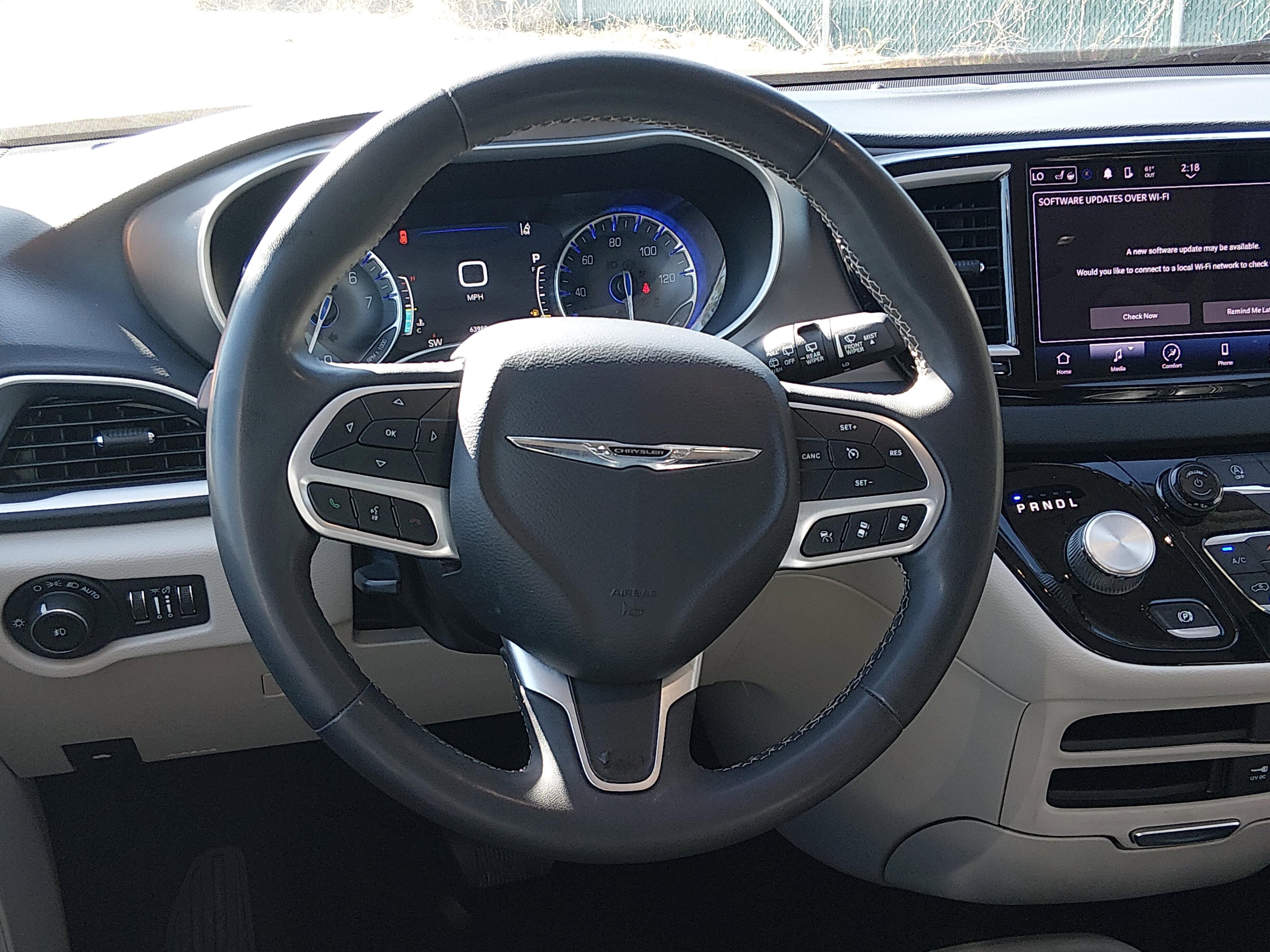 Chrysler Pacifica Touring L Fwd - Thumbnail 12