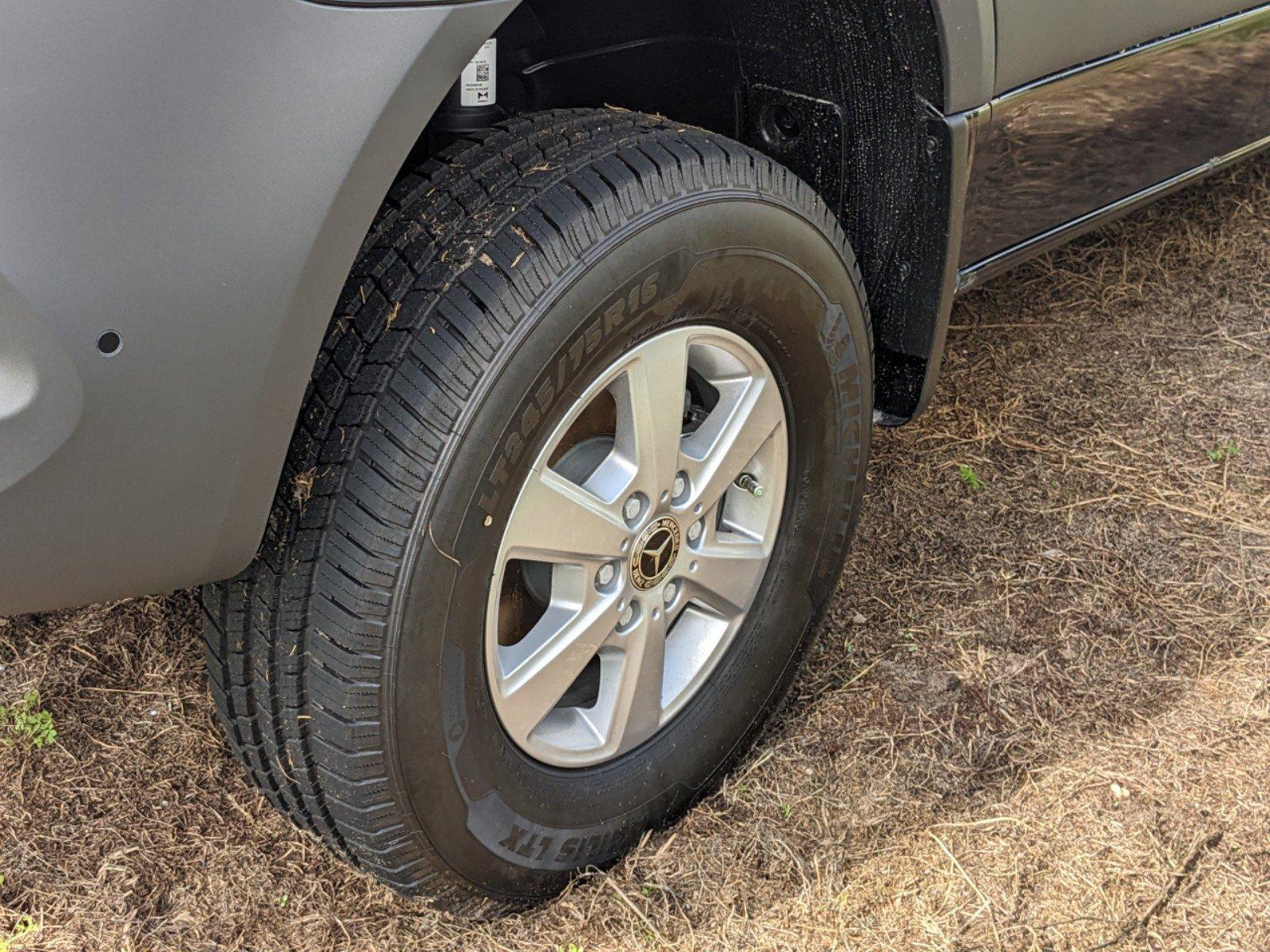 Mercedes-Benz Sprinter Cargo Van Van 170 Wb Awd - Thumbnail 9