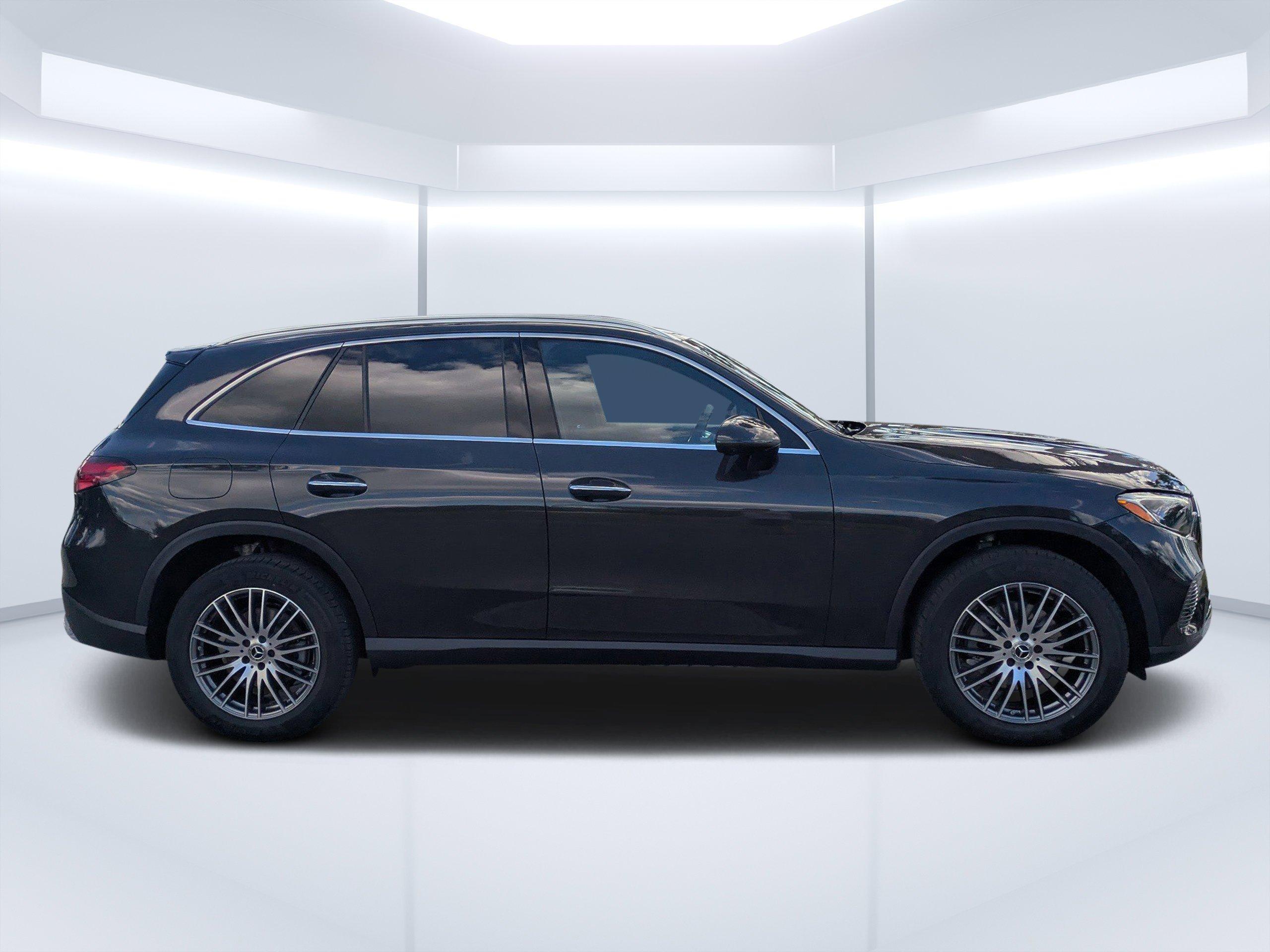 Mercedes-Benz Glc Suv 300 Awd - Thumbnail 3