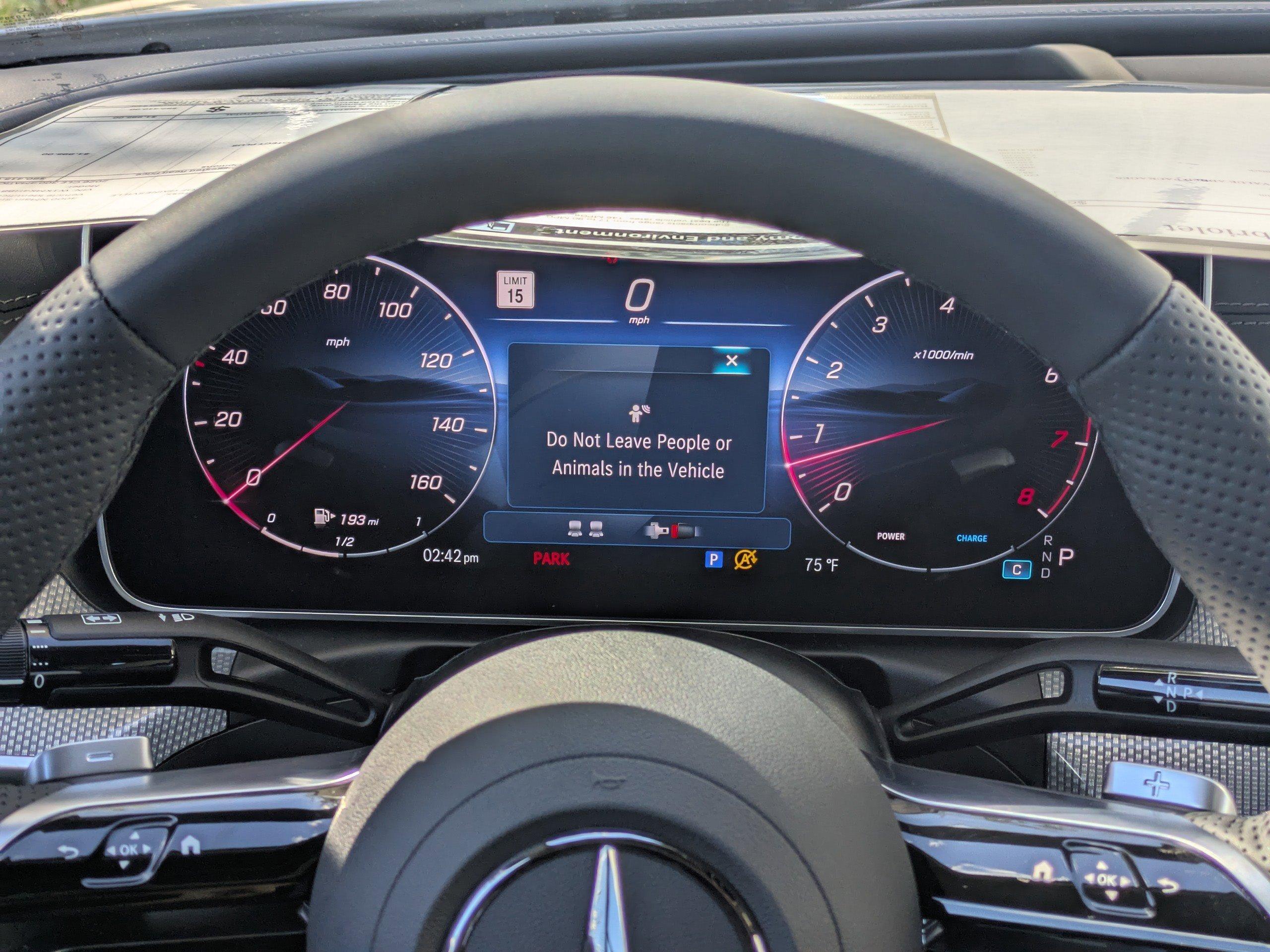 Mercedes-Benz Cle Convertible 300 With Navigation & Awd - Thumbnail 20