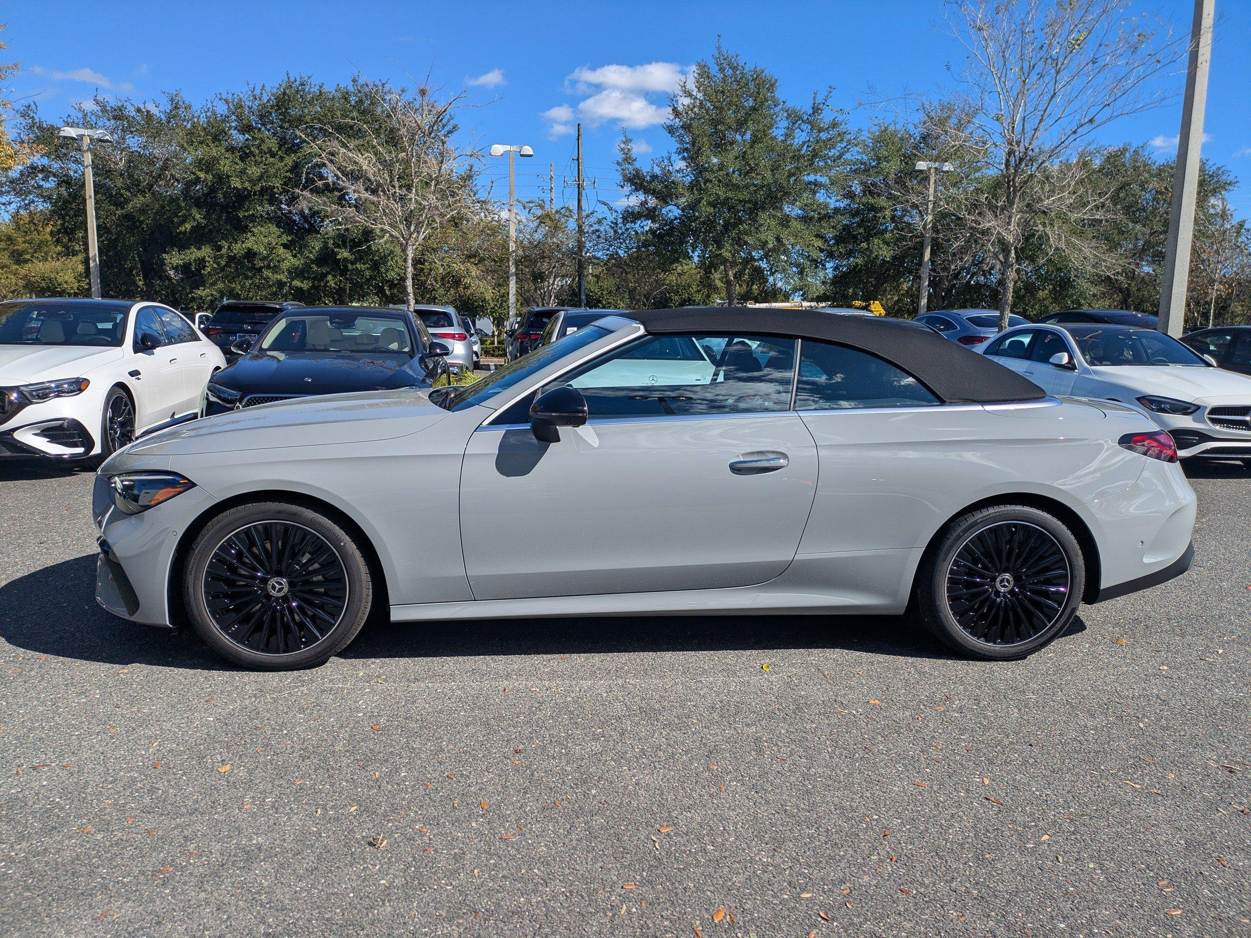 Mercedes-Benz Cle Convertible 300 With Navigation & Awd - Thumbnail 10
